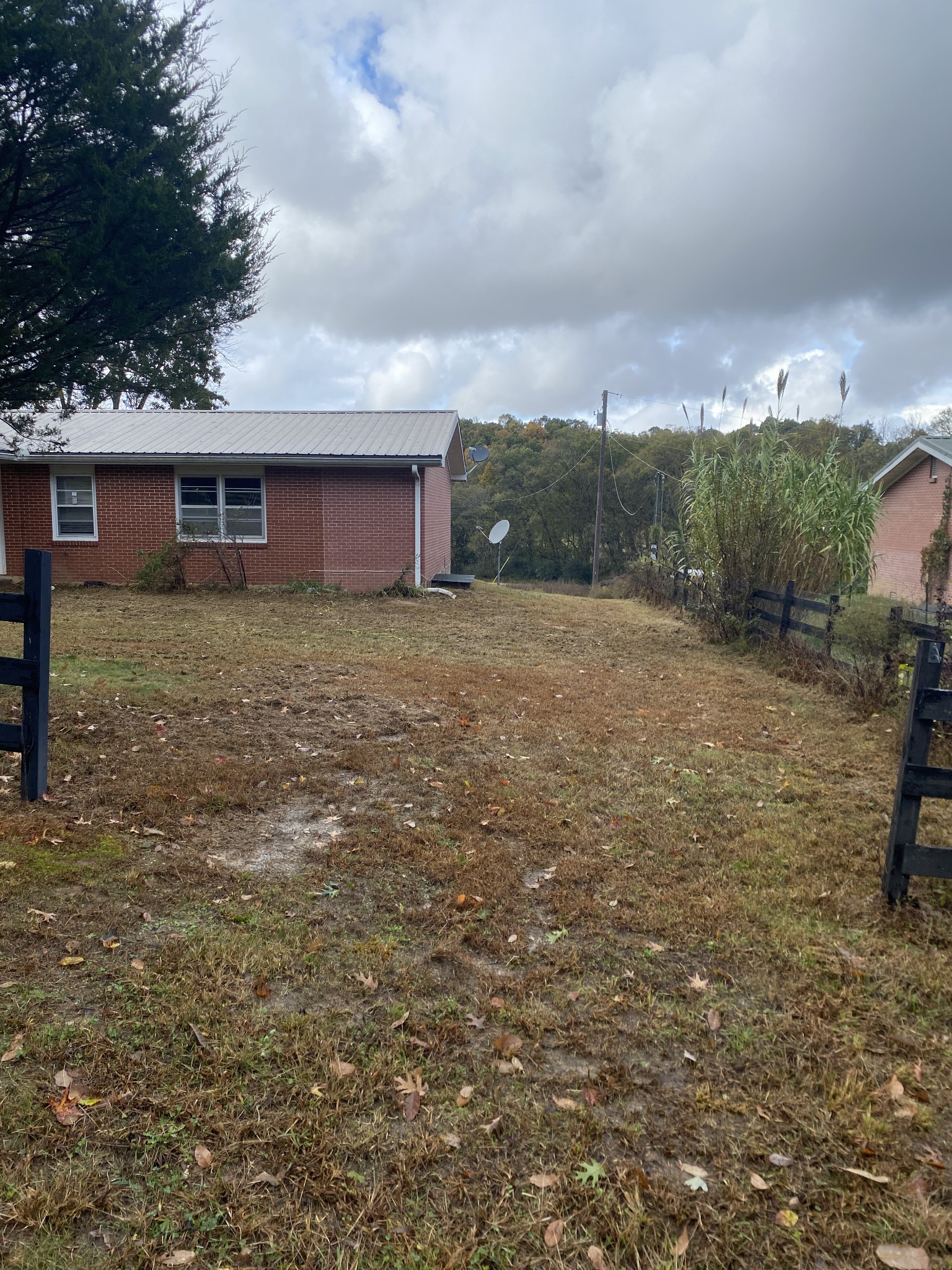 2210 Hagan Rd