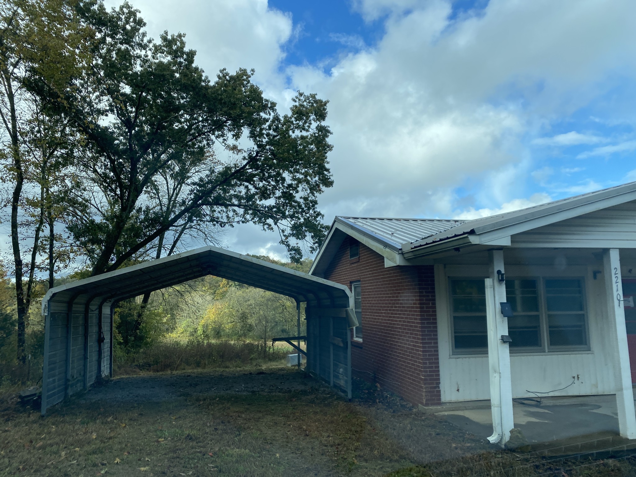 2210 Hagan Rd
