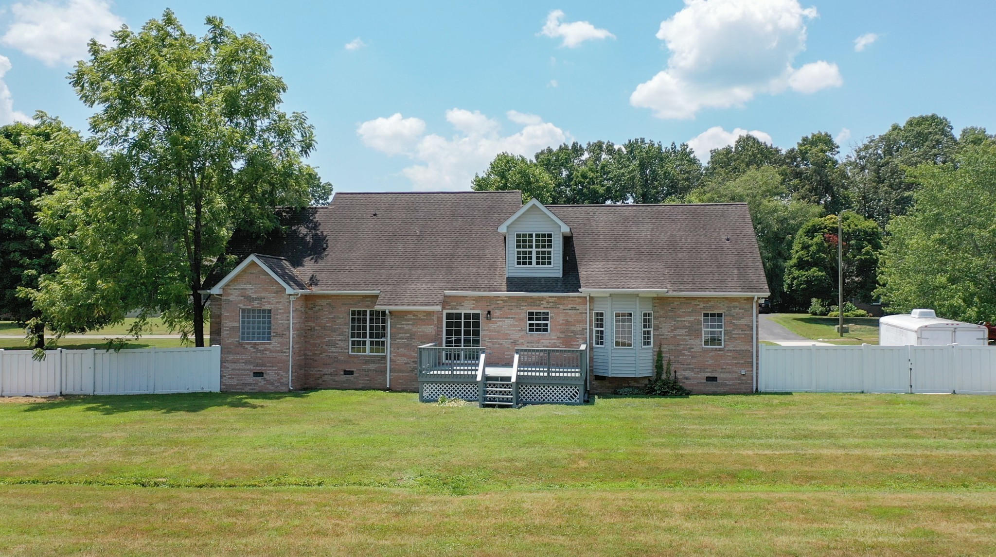203 Huntington Pl