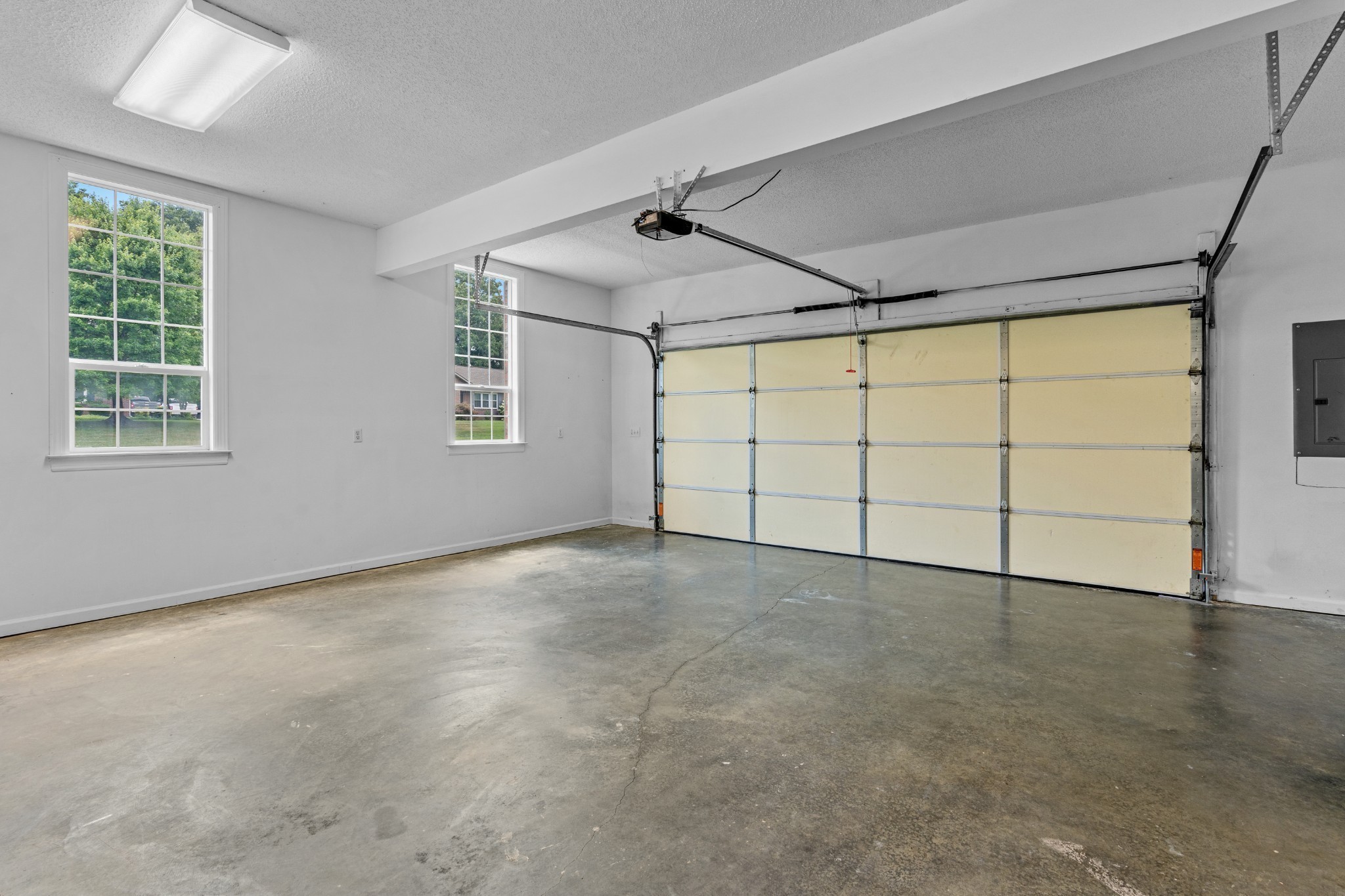 203 Huntington Pl