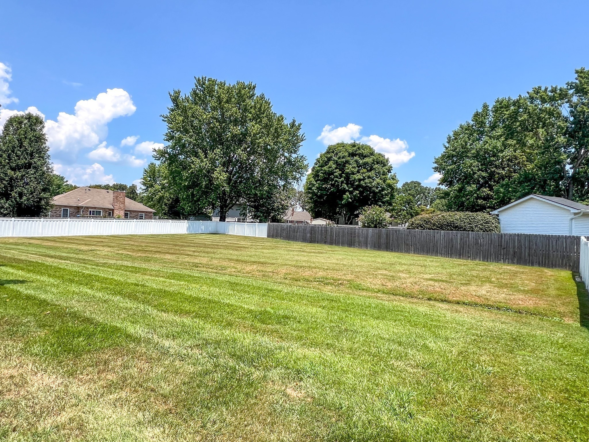203 Huntington Pl
