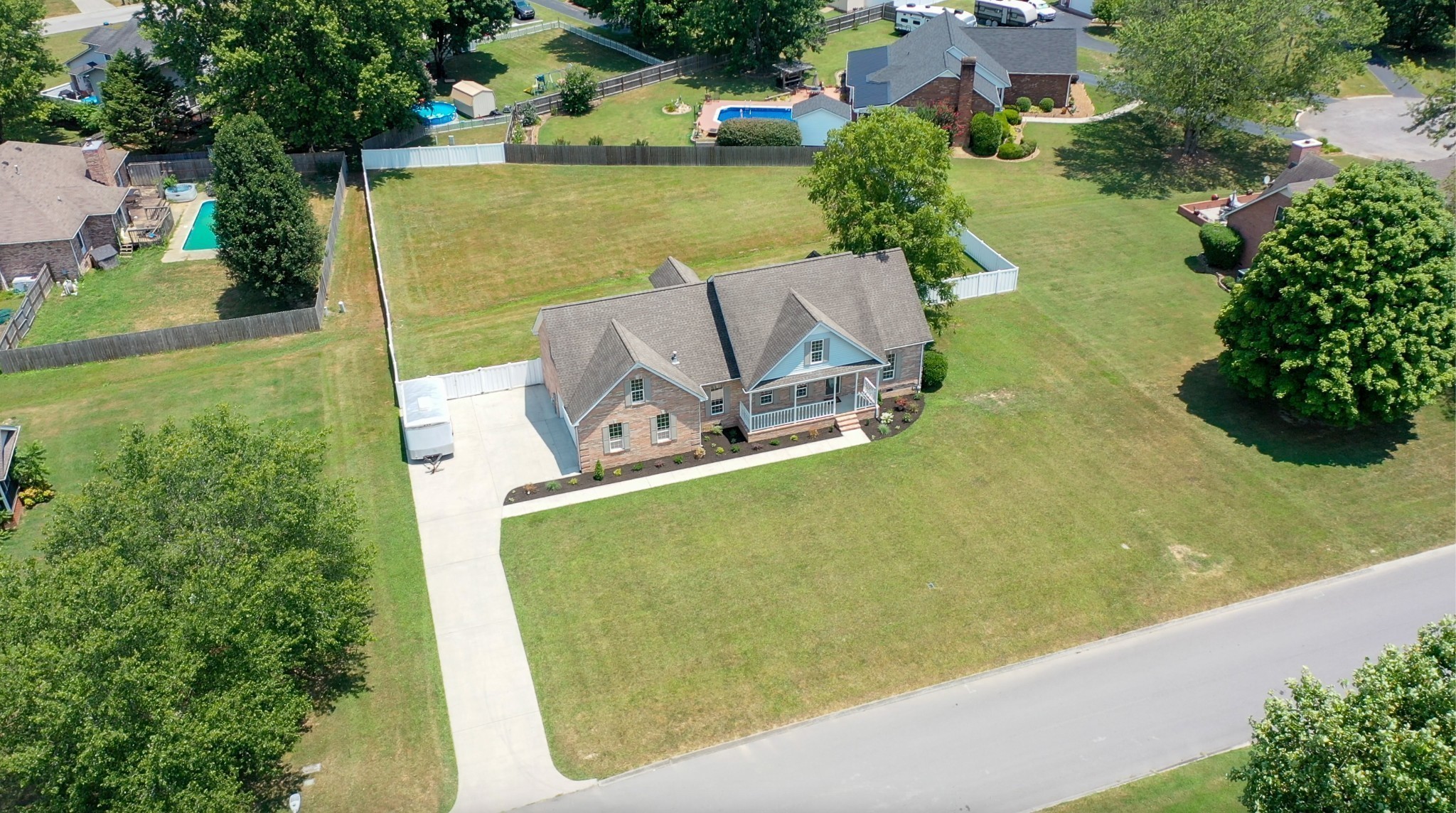 203 Huntington Pl