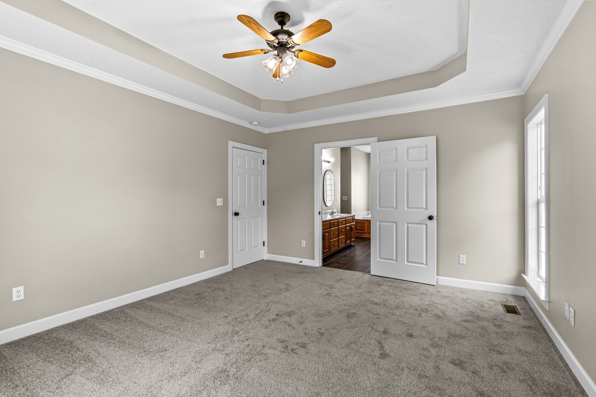 203 Huntington Pl