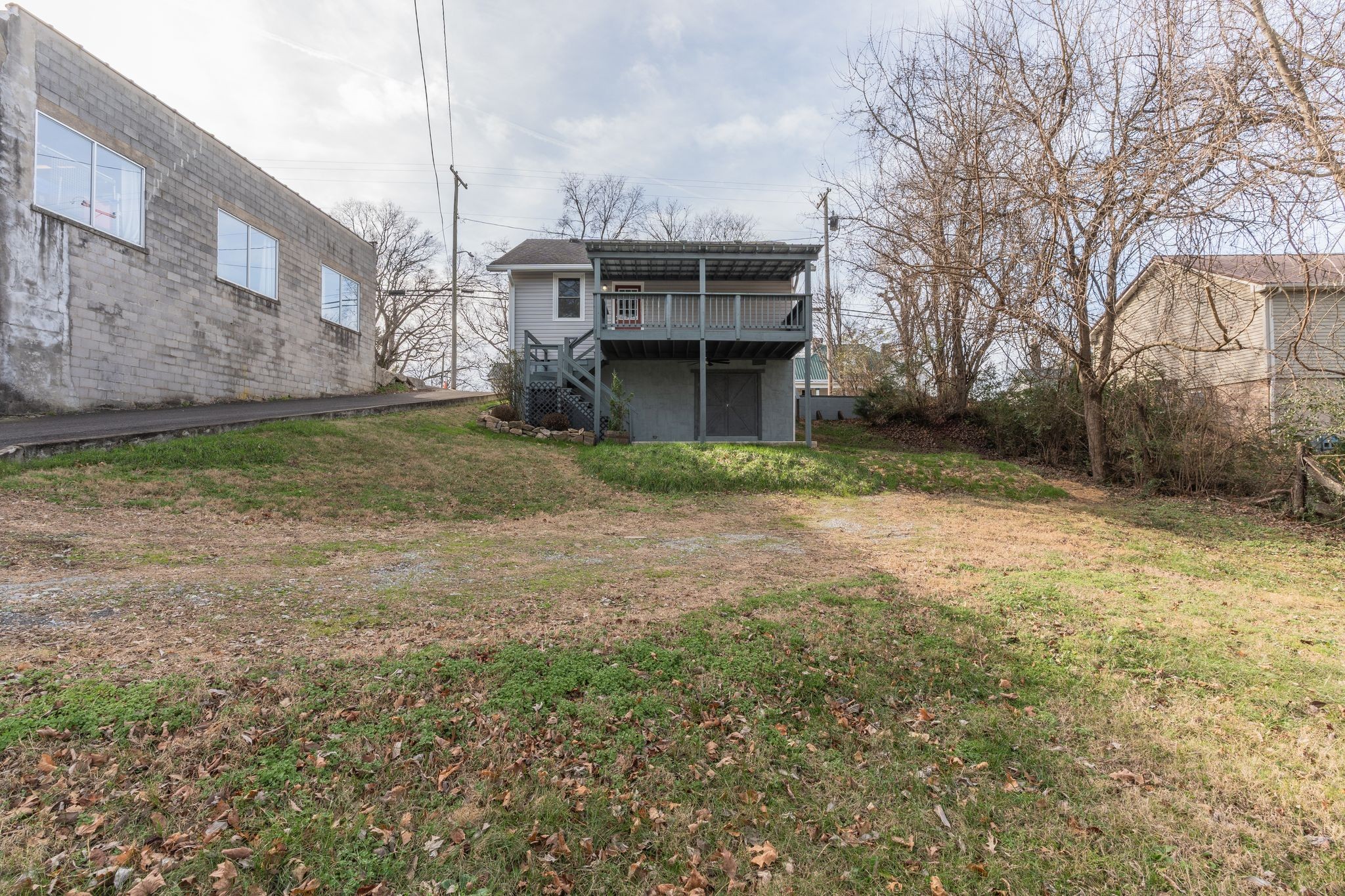 68 N Main St