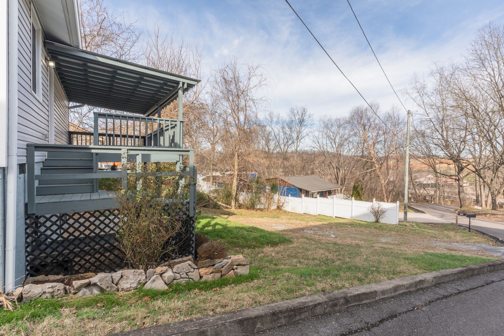 68 N Main St