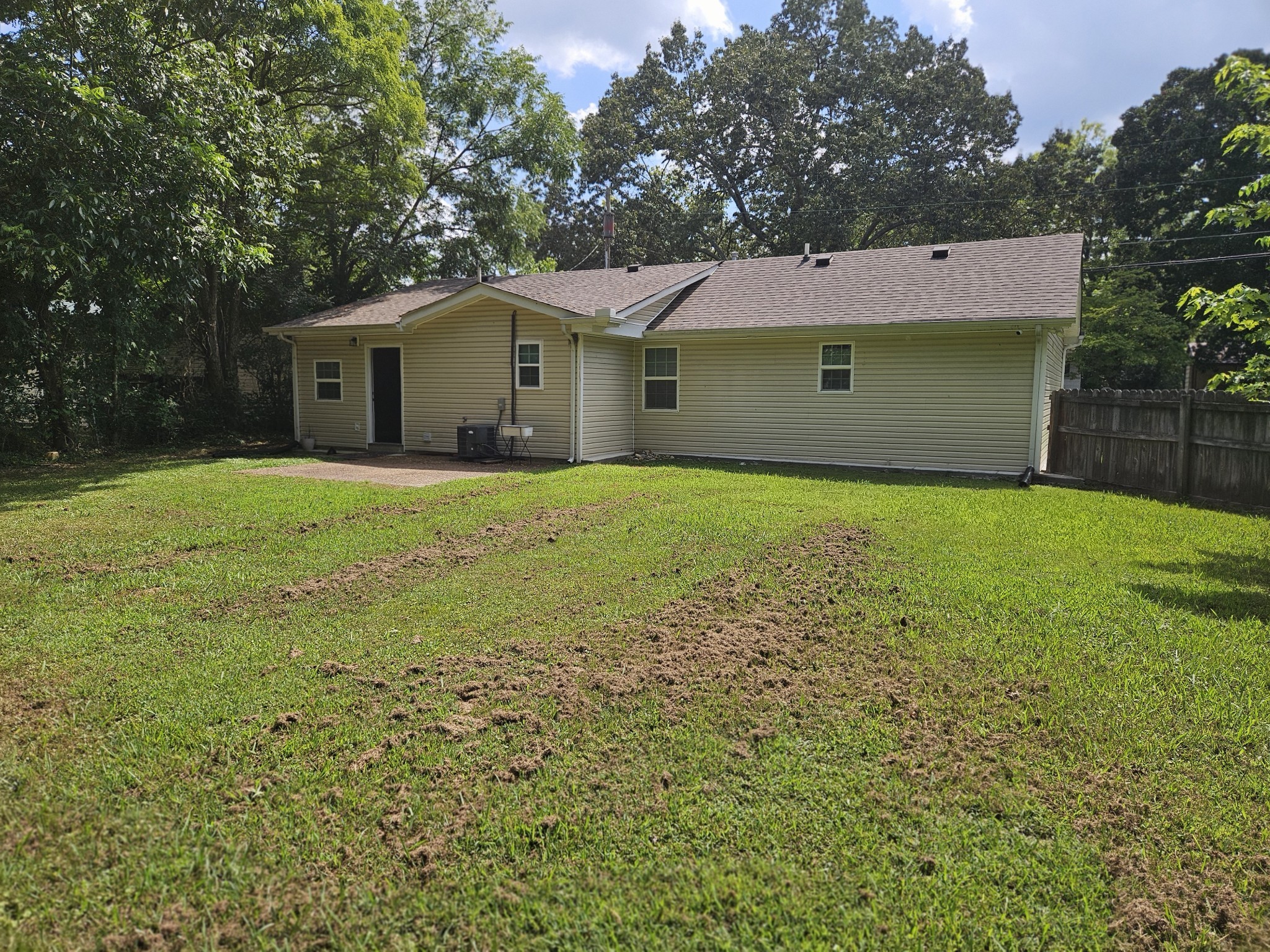 107 Gentry St