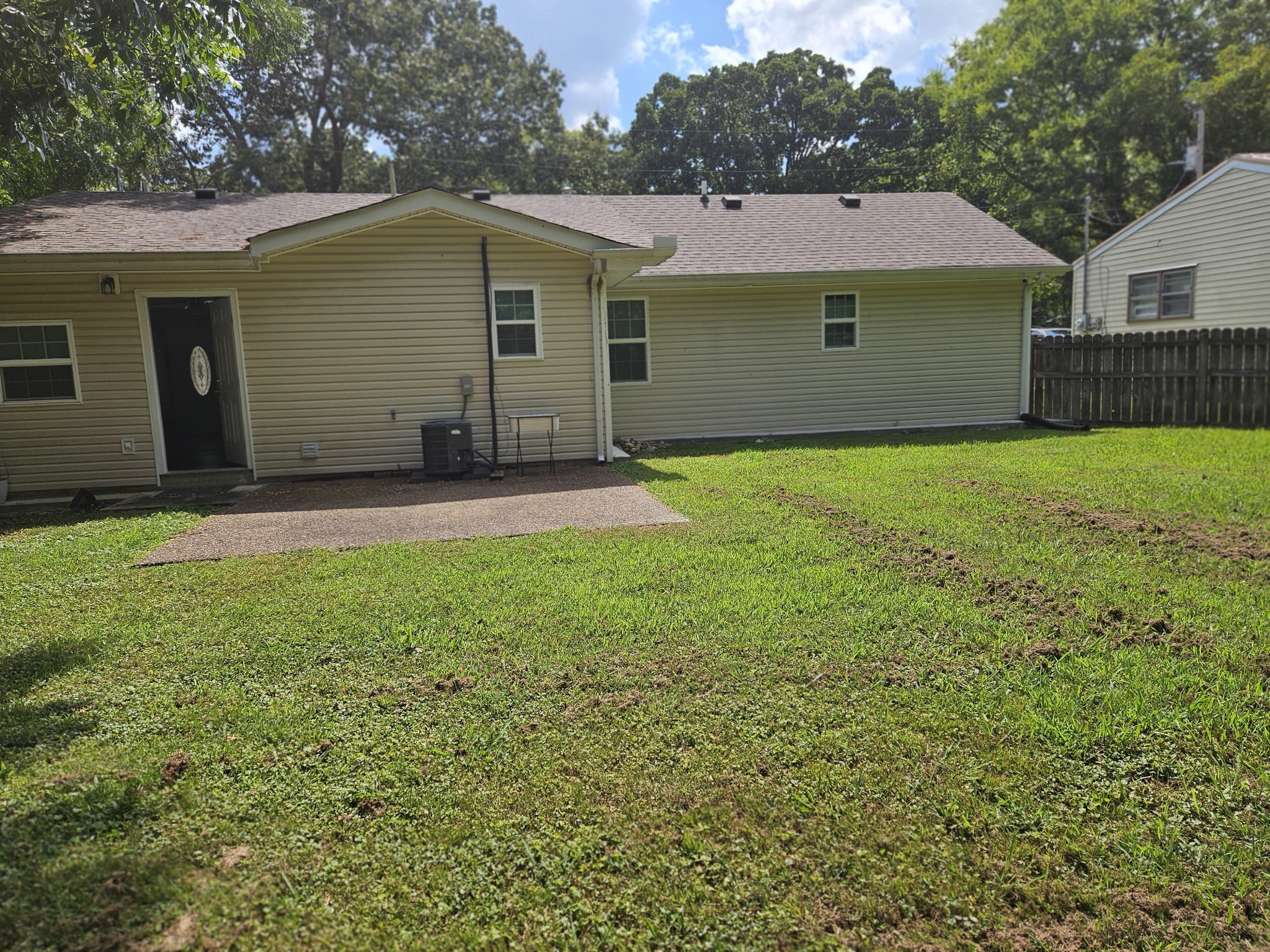 107 Gentry St