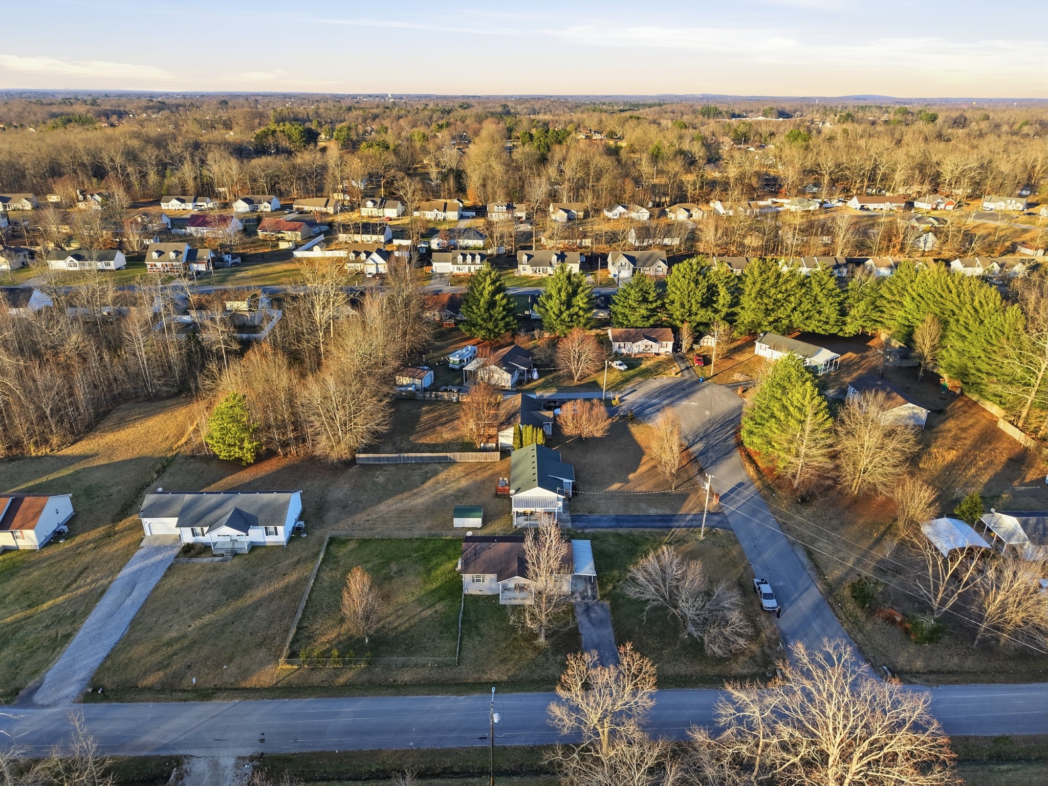 37 Woody Ln