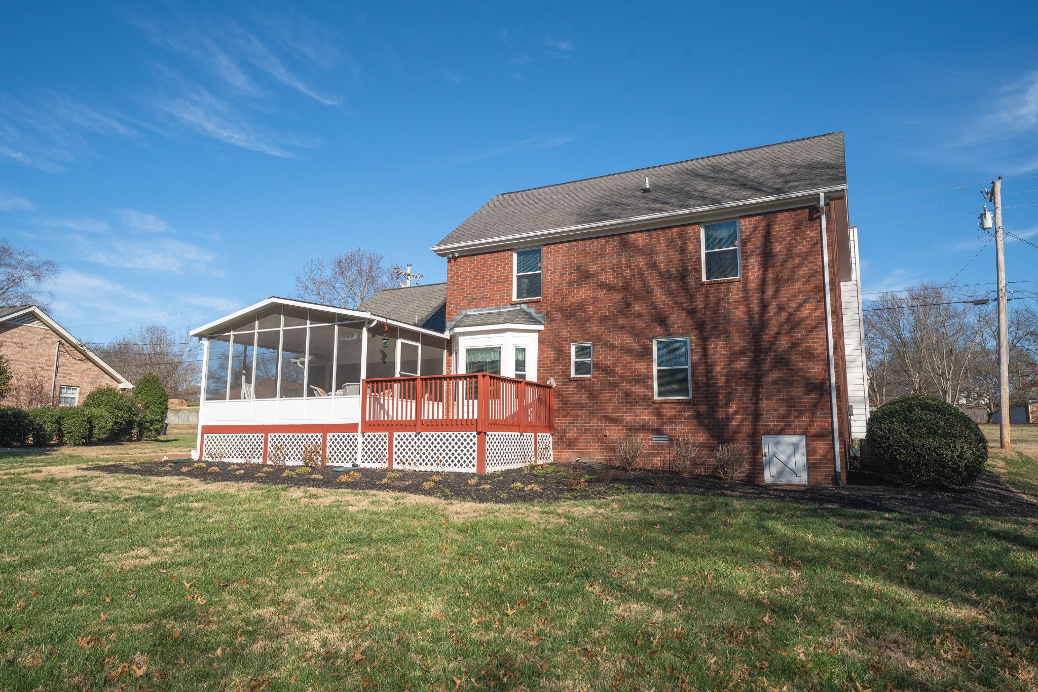 1009 Victoria Ln, W