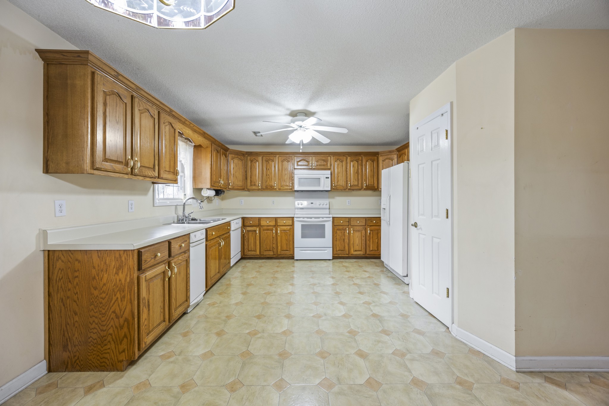 188 Trotters Cir