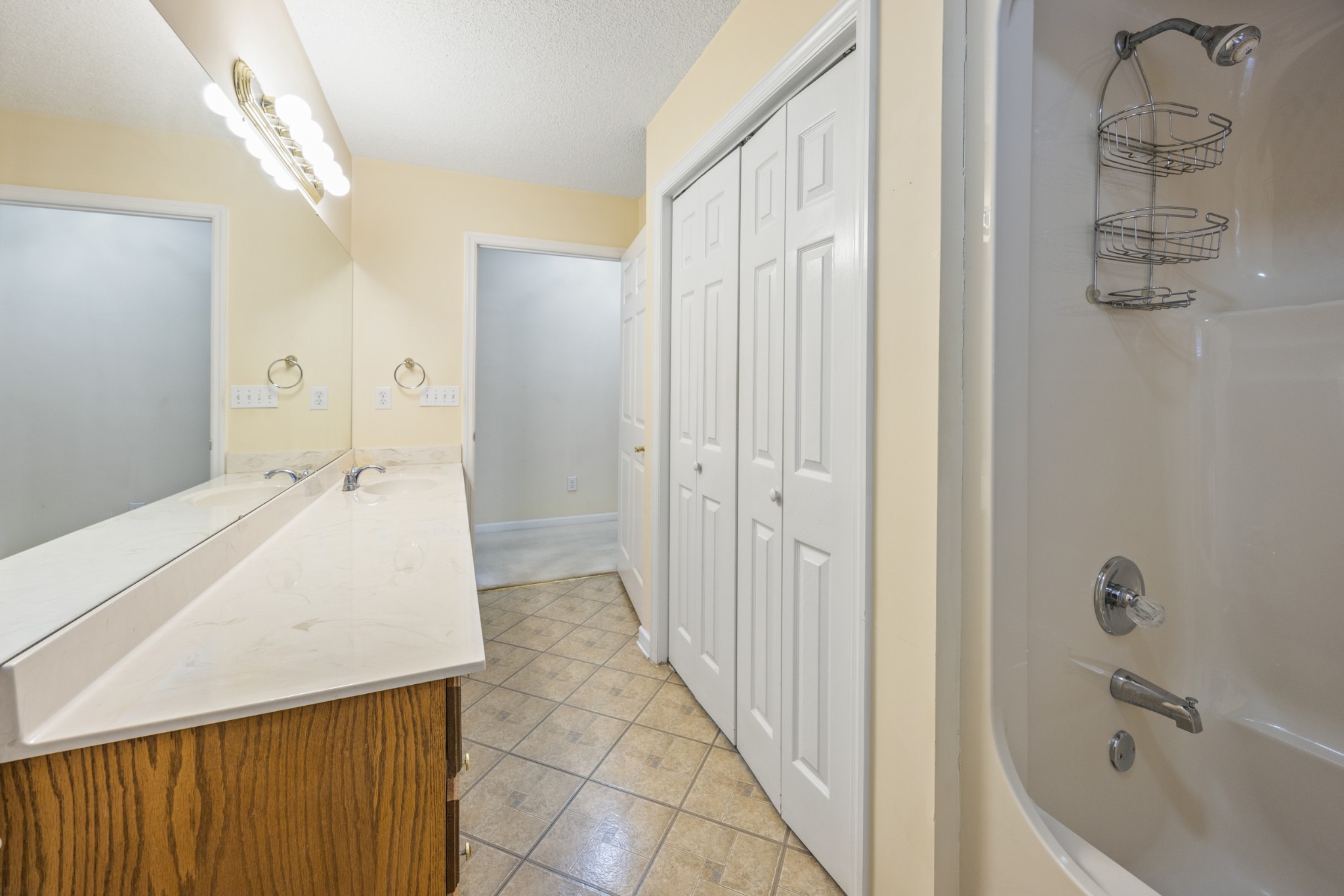 188 Trotters Cir