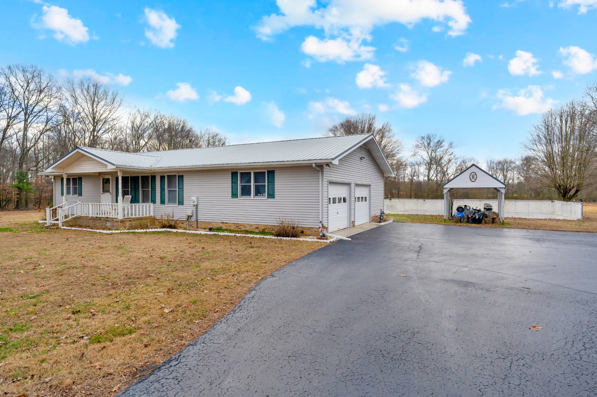 442 Carr Rd