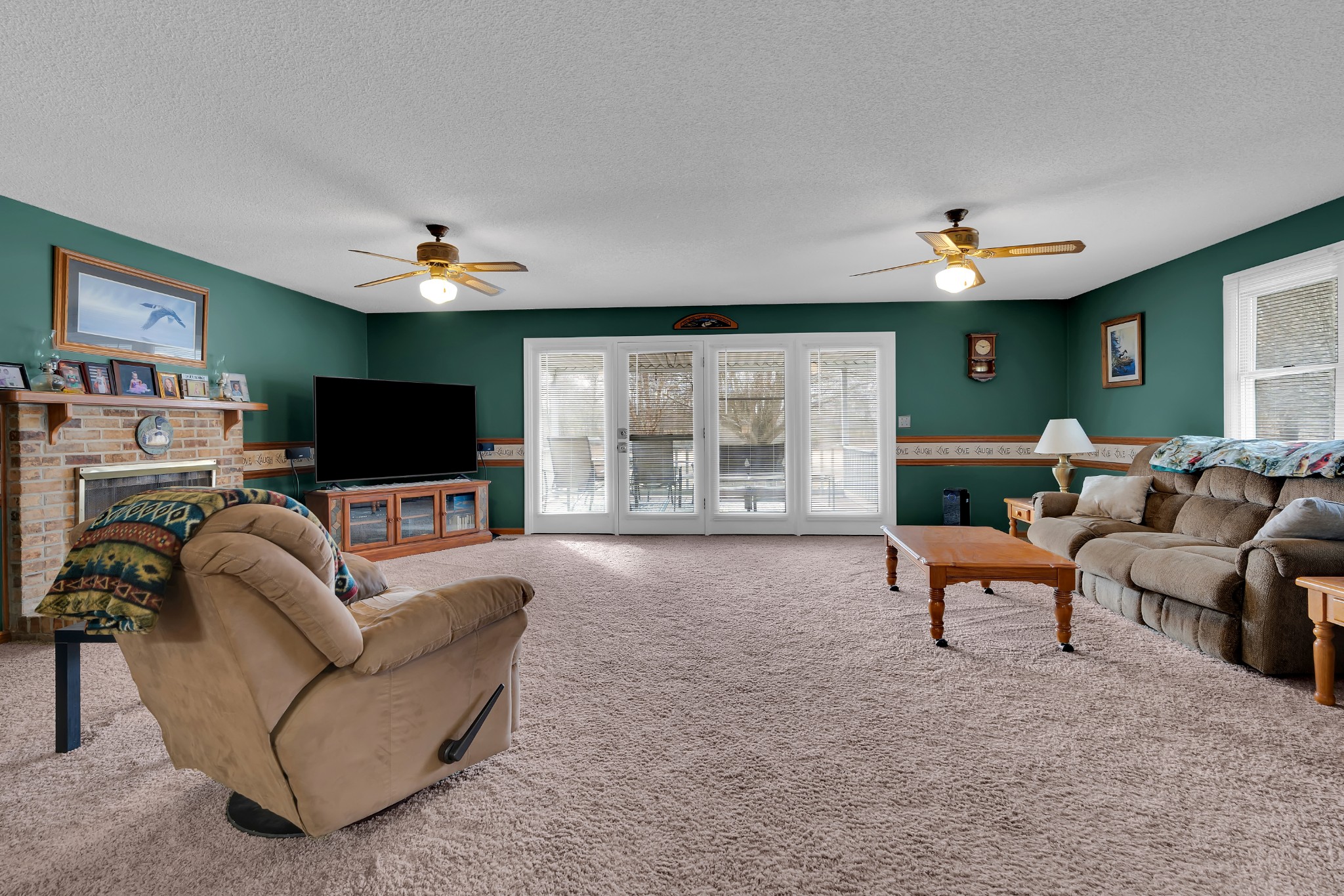 442 Carr Rd