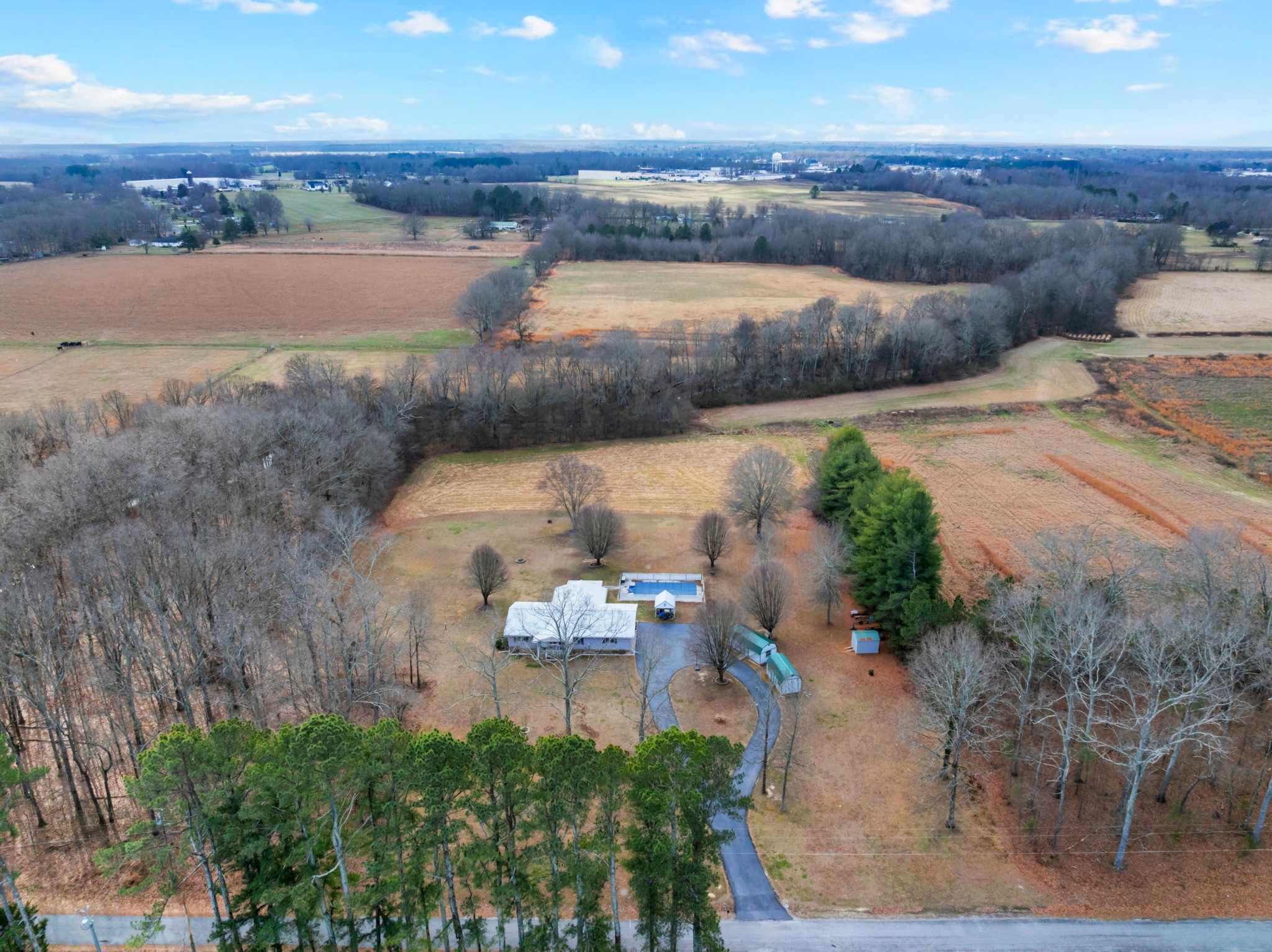 442 Carr Rd