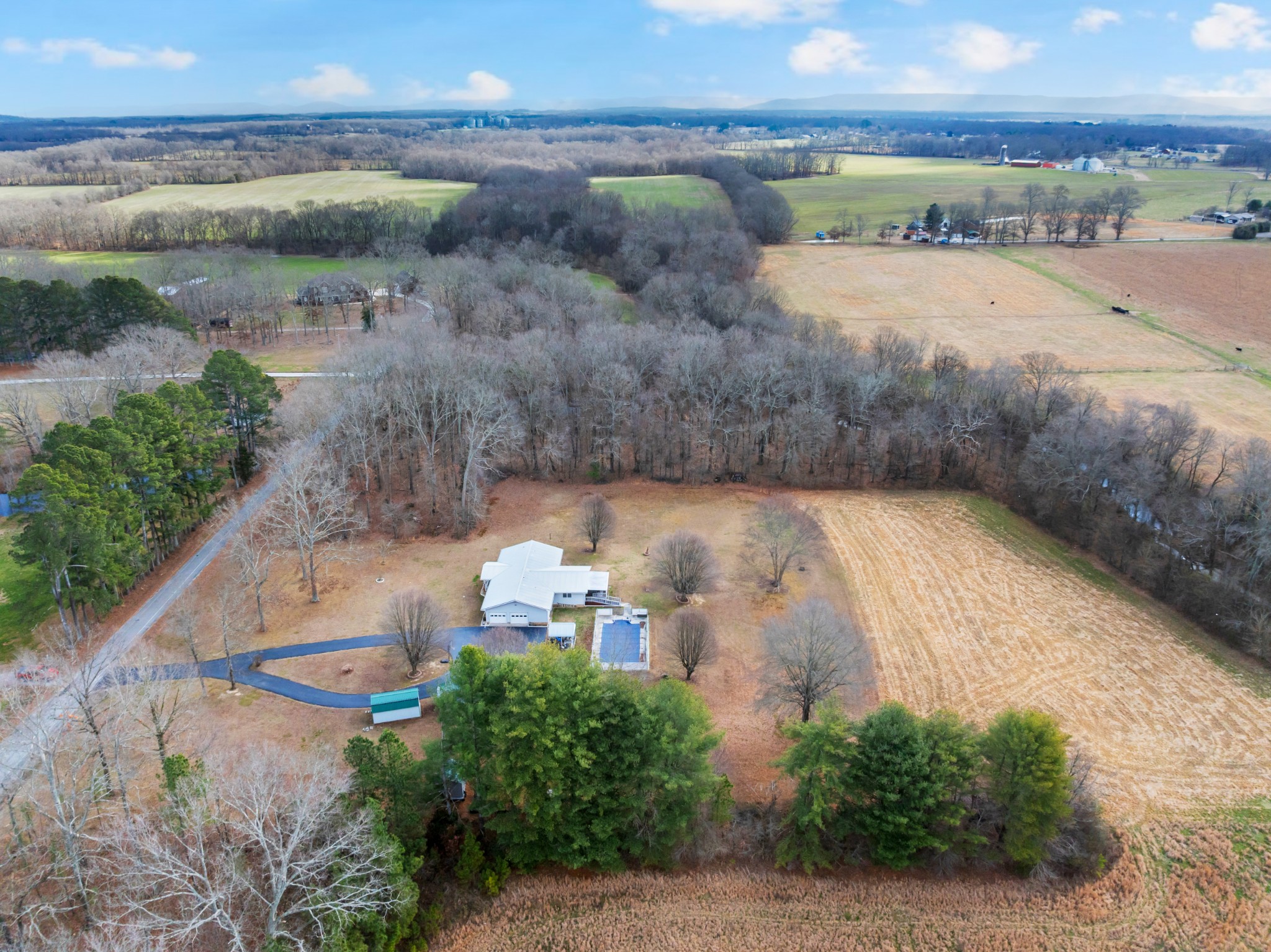 442 Carr Rd