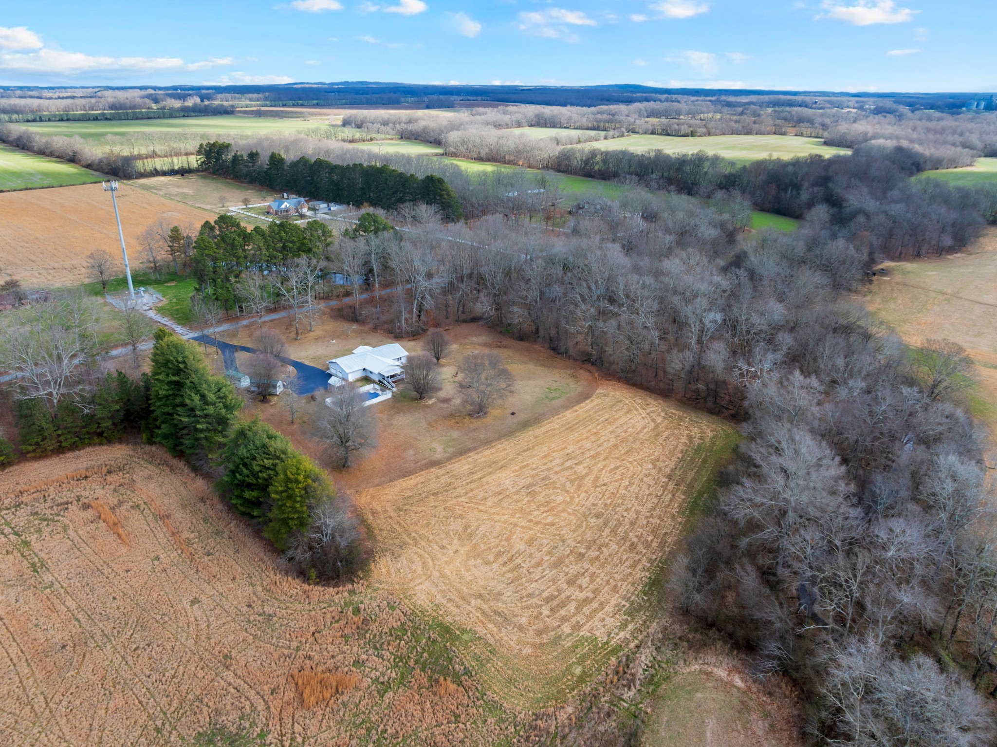 442 Carr Rd