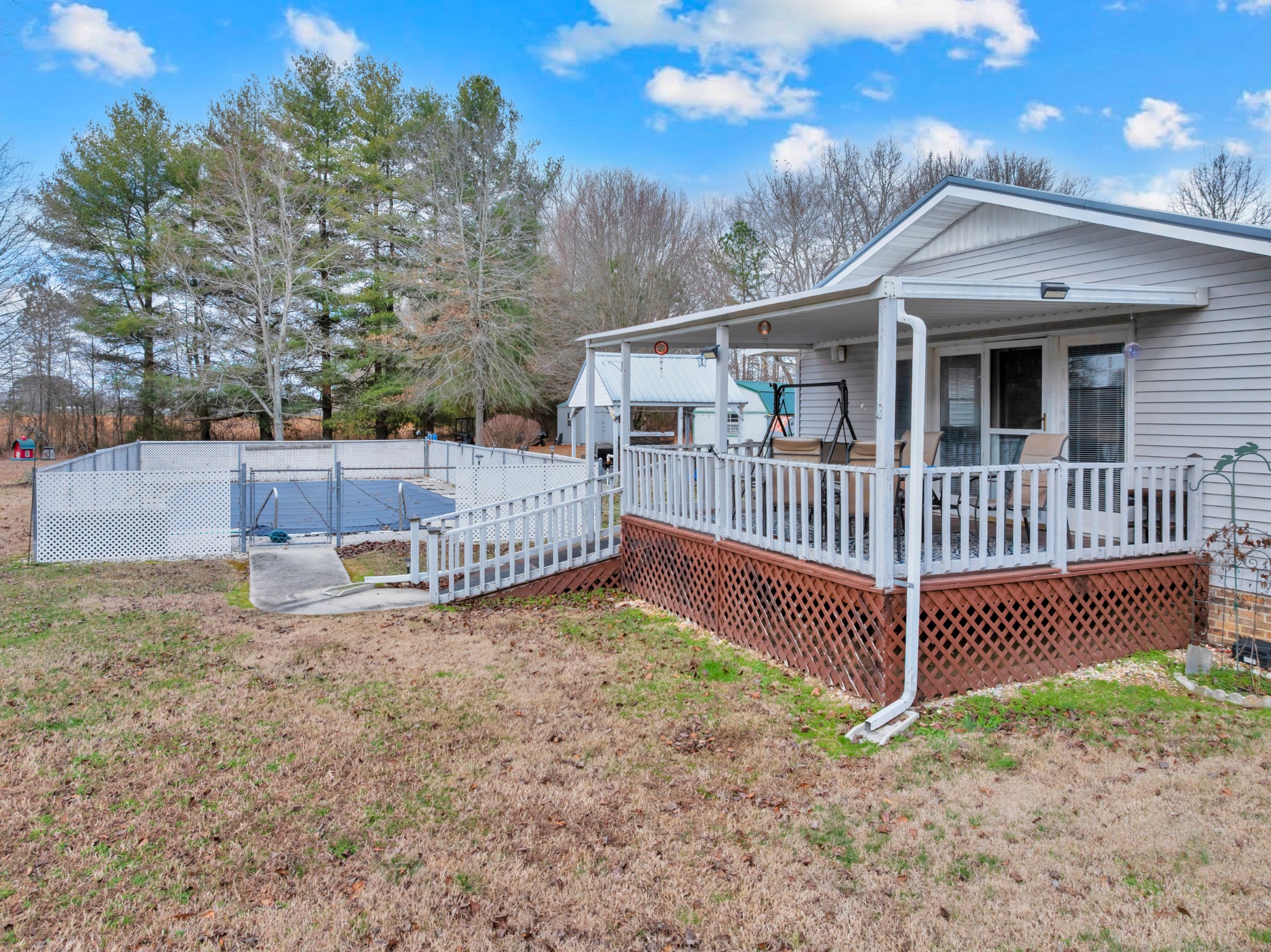 442 Carr Rd
