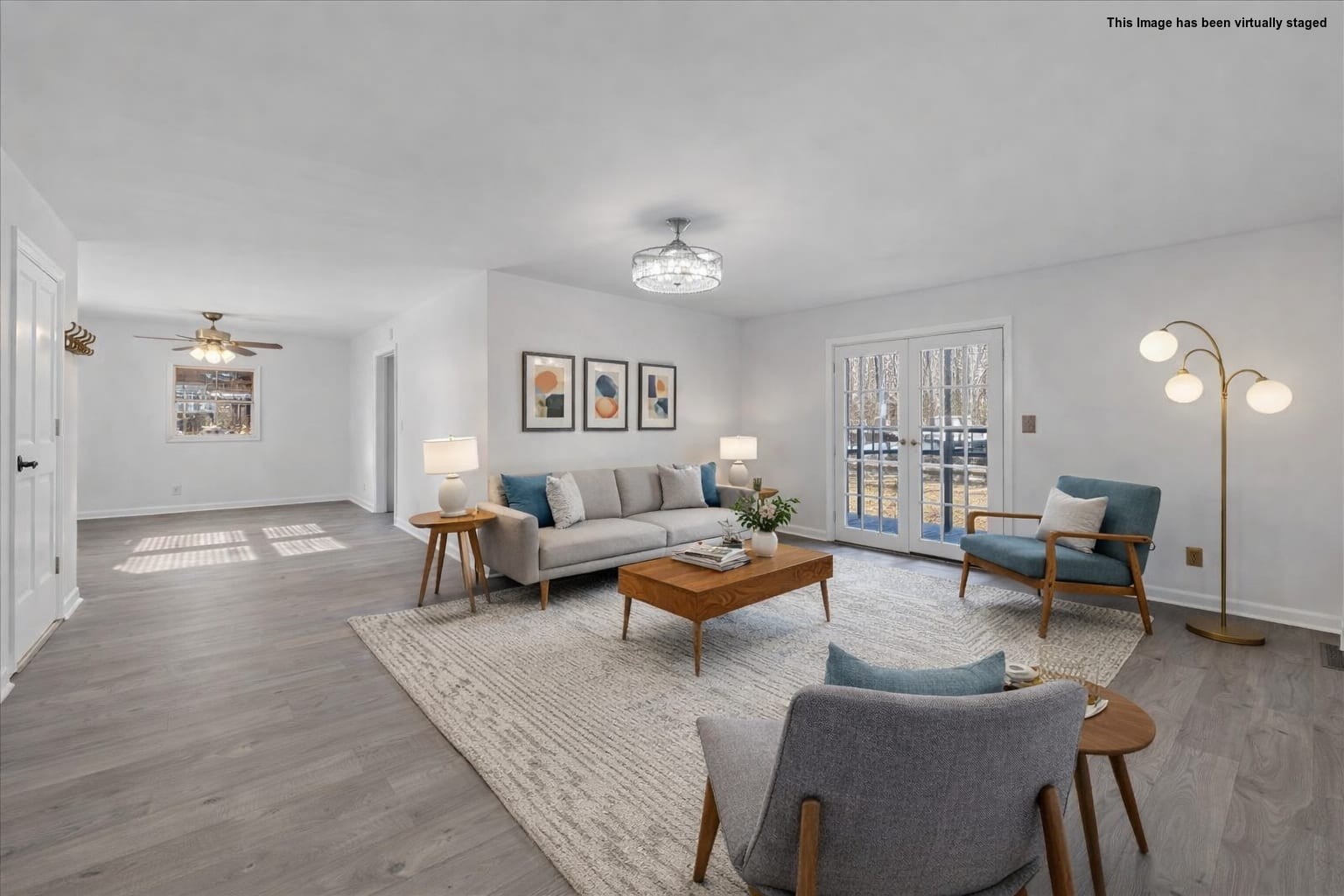 104 Foxland Dr