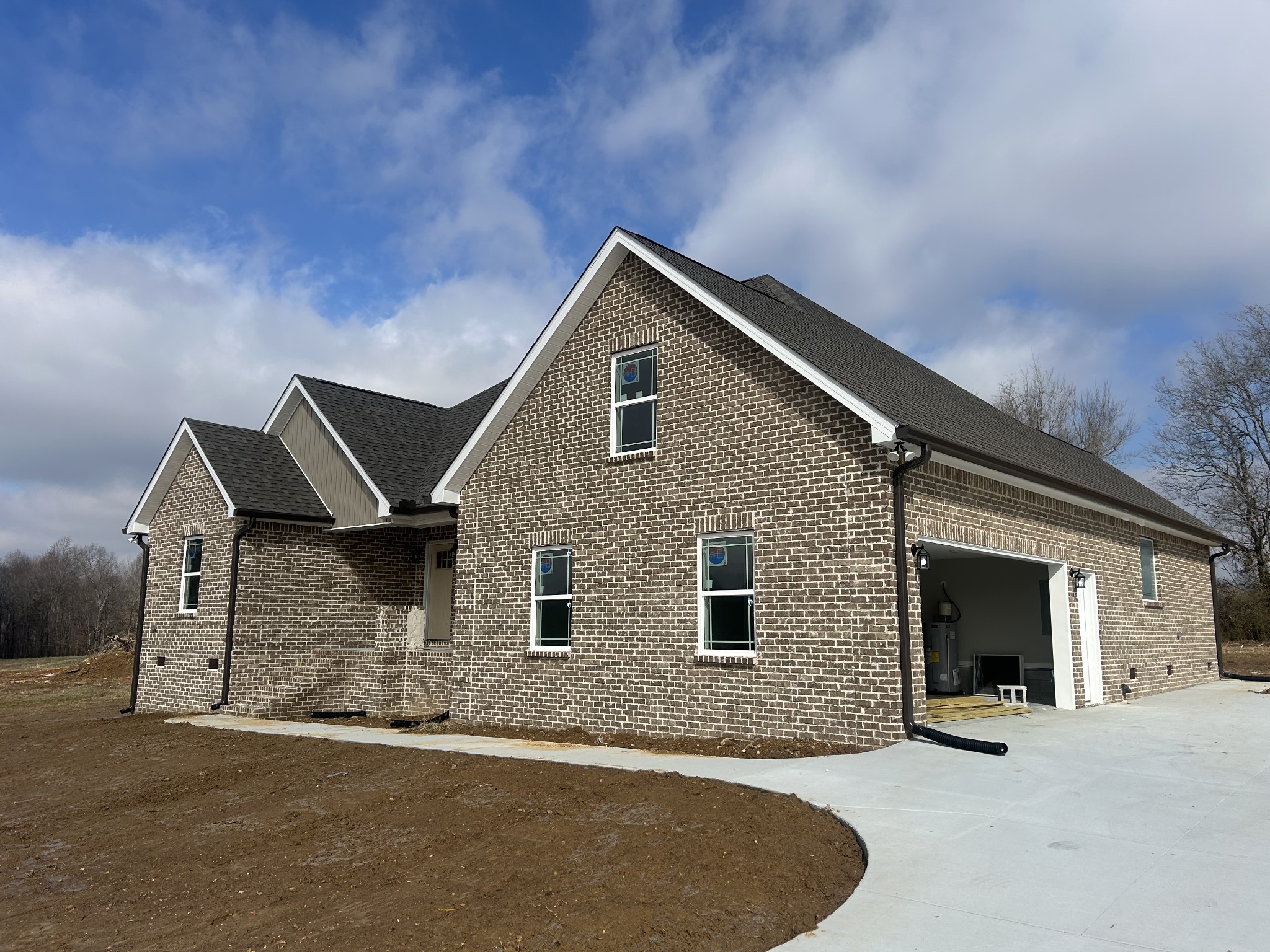 460 Randall Ln