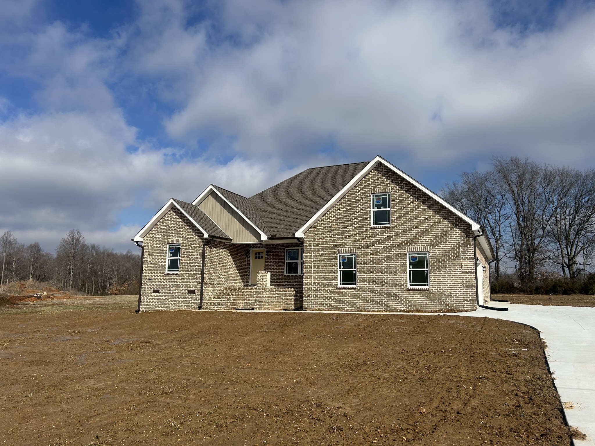 460 Randall Ln