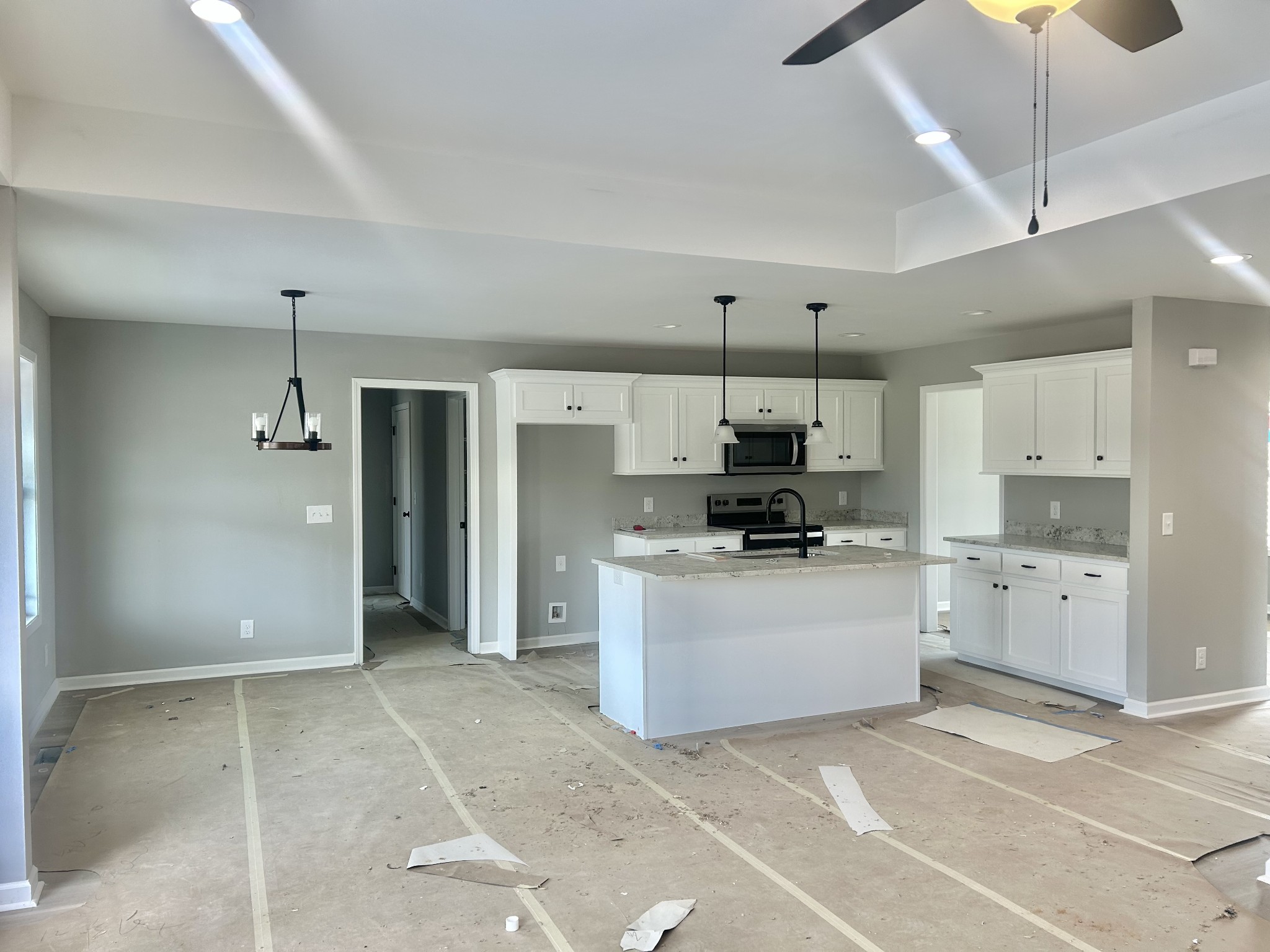 460 Randall Ln