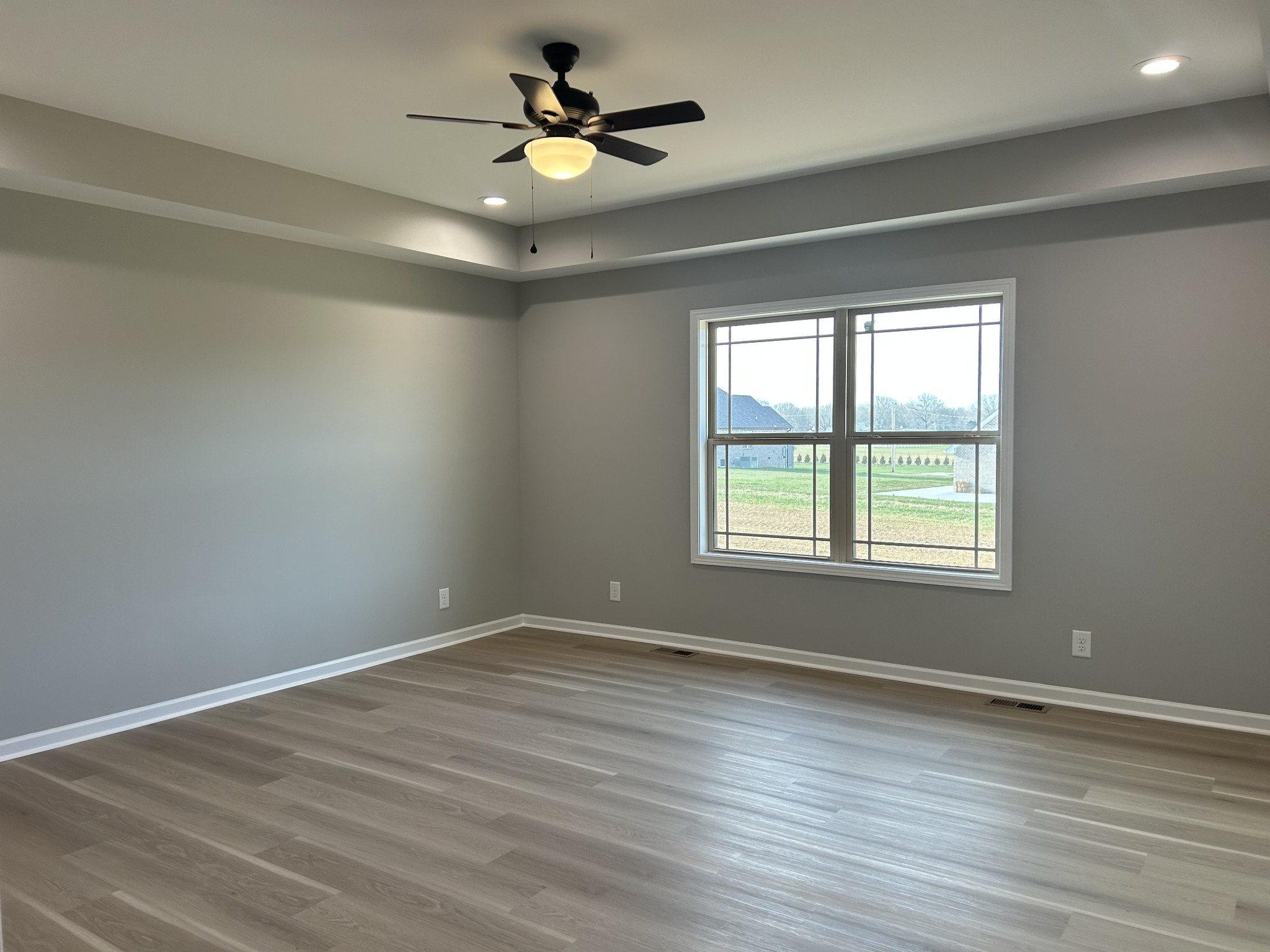435 Randall Ln