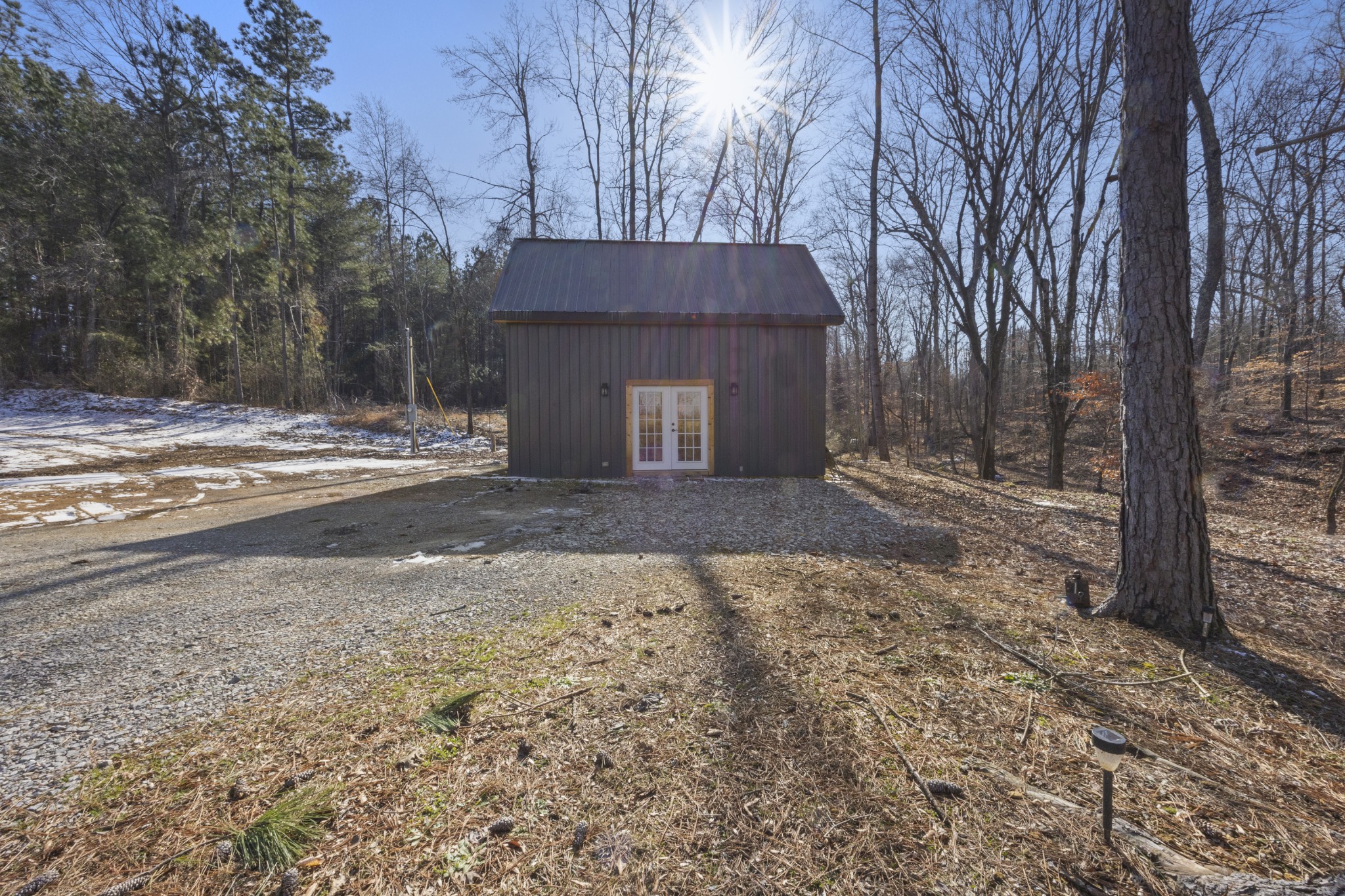 1085 Henegar Rd