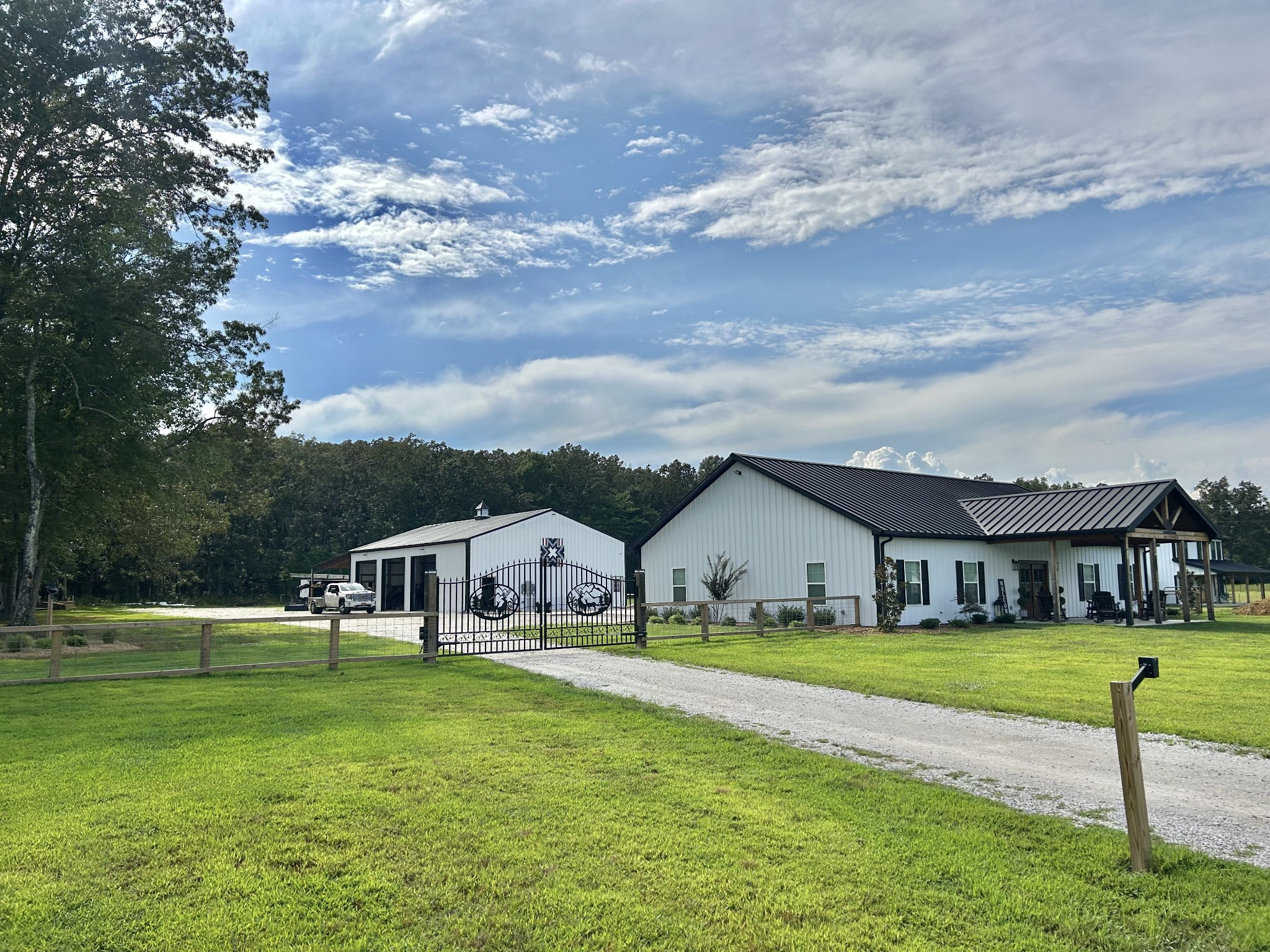6241 Fredonia Rd