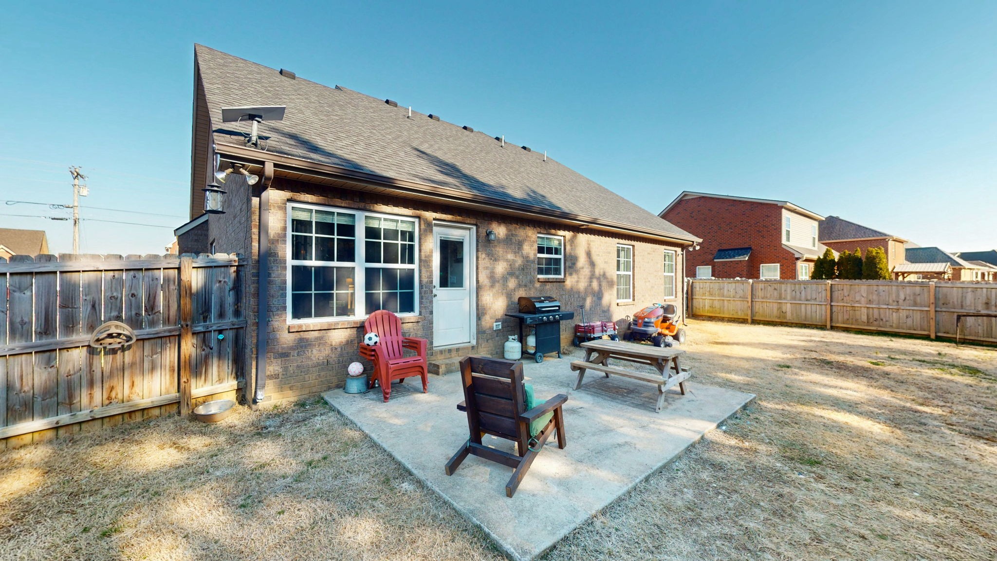 2415 Auldridge Dr