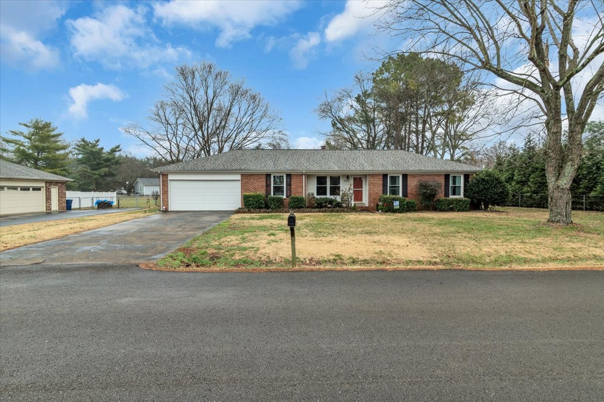 452 Campfire Dr