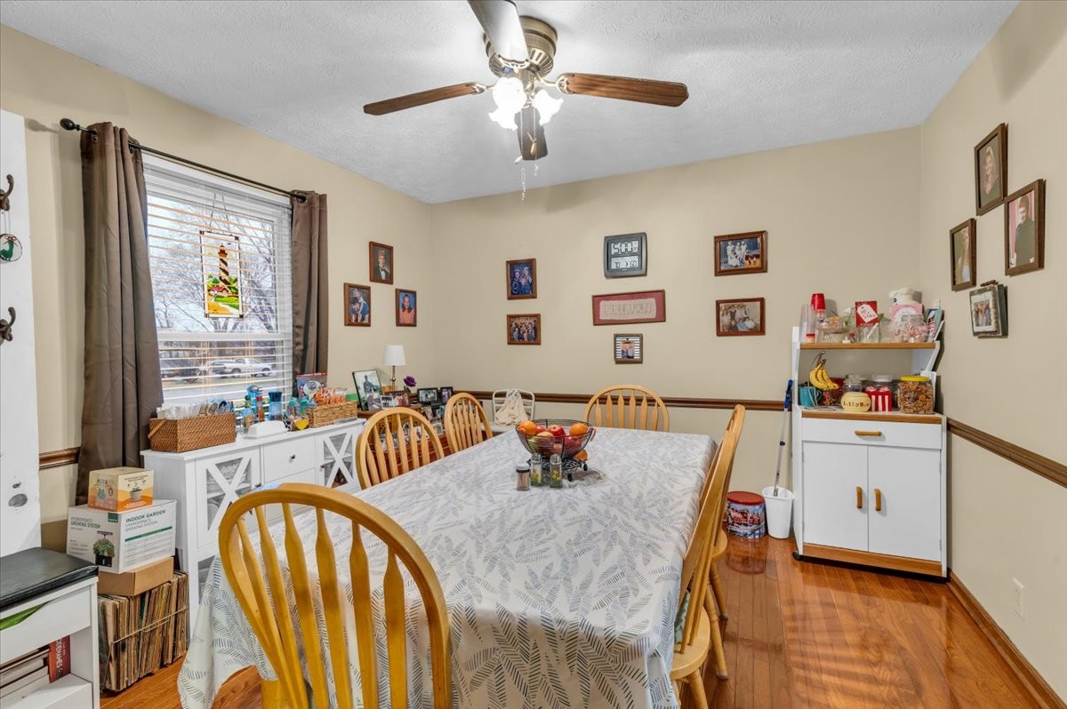 452 Campfire Dr