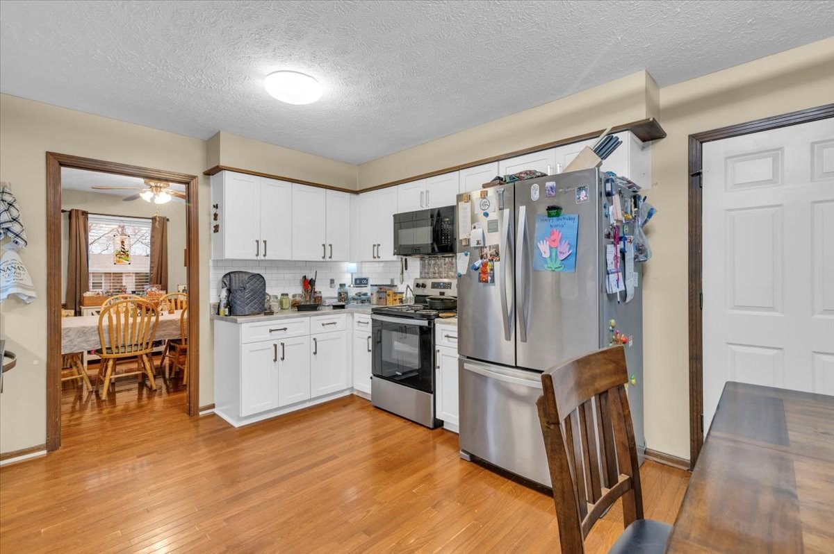 452 Campfire Dr