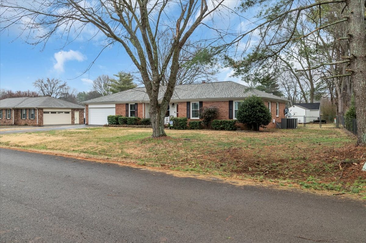 452 Campfire Dr