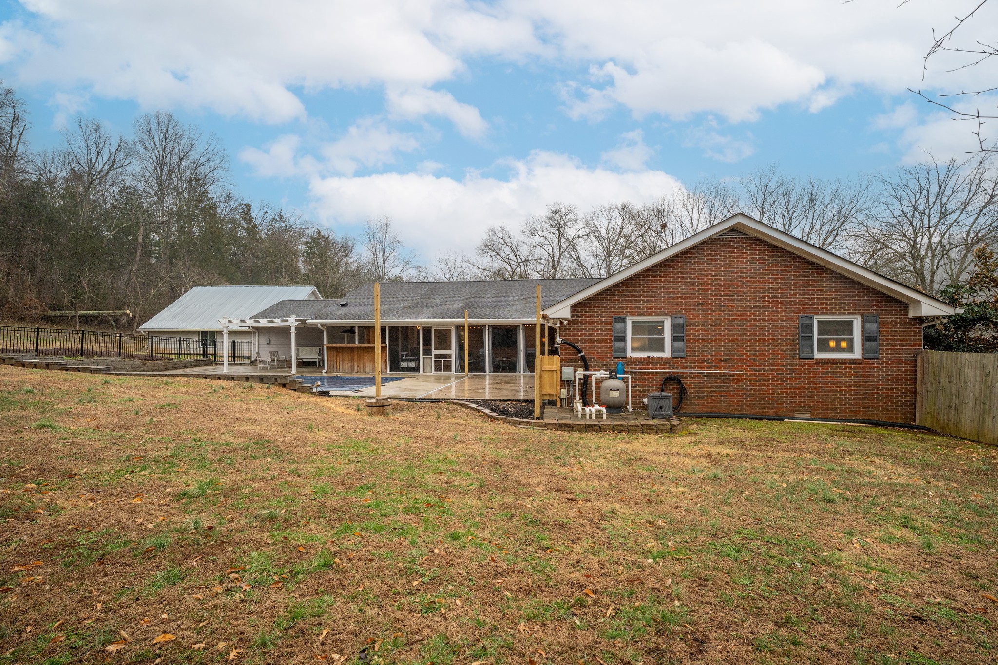 811 Hogans Branch Rd