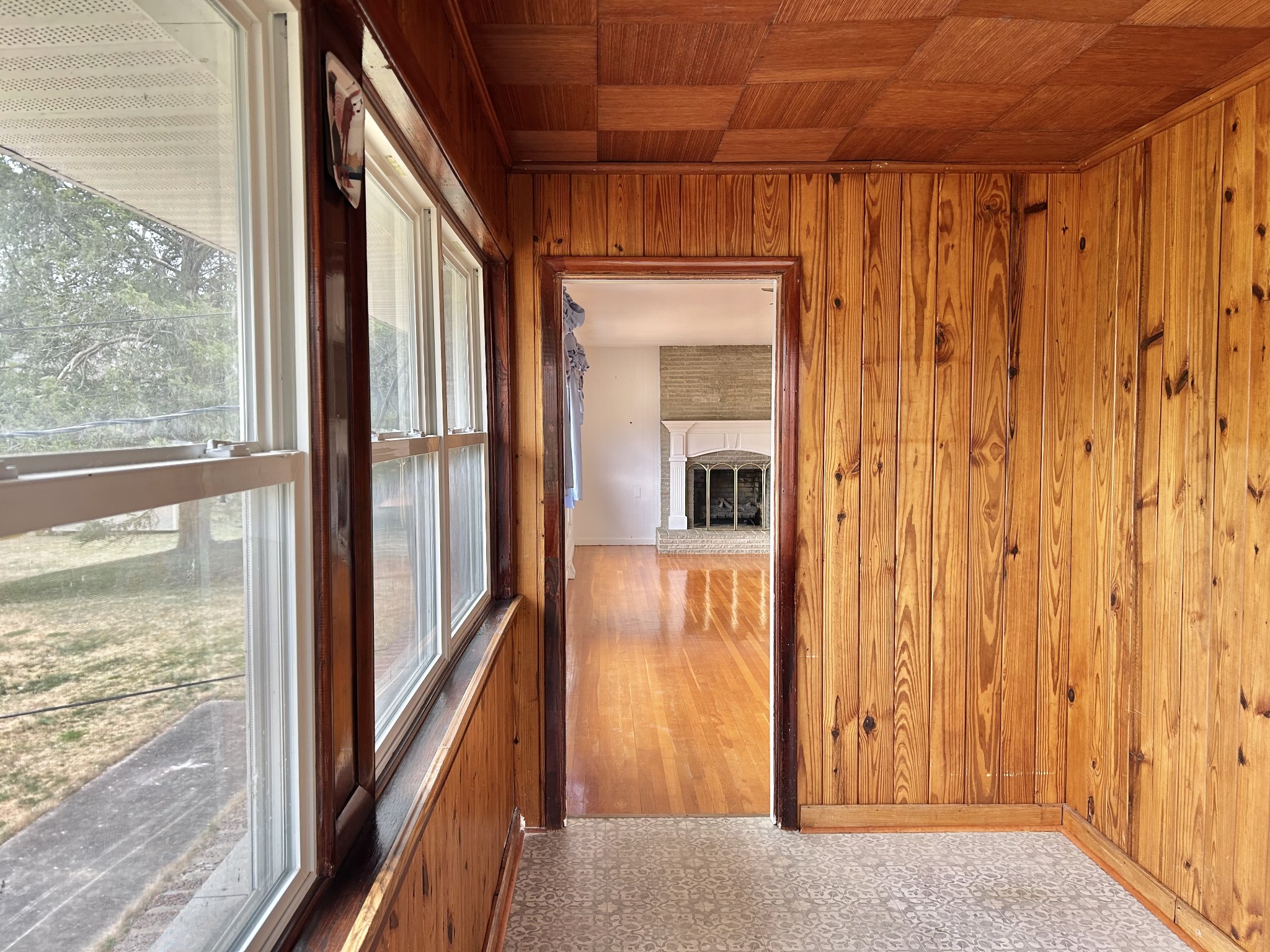 1301 Sycamore Dr