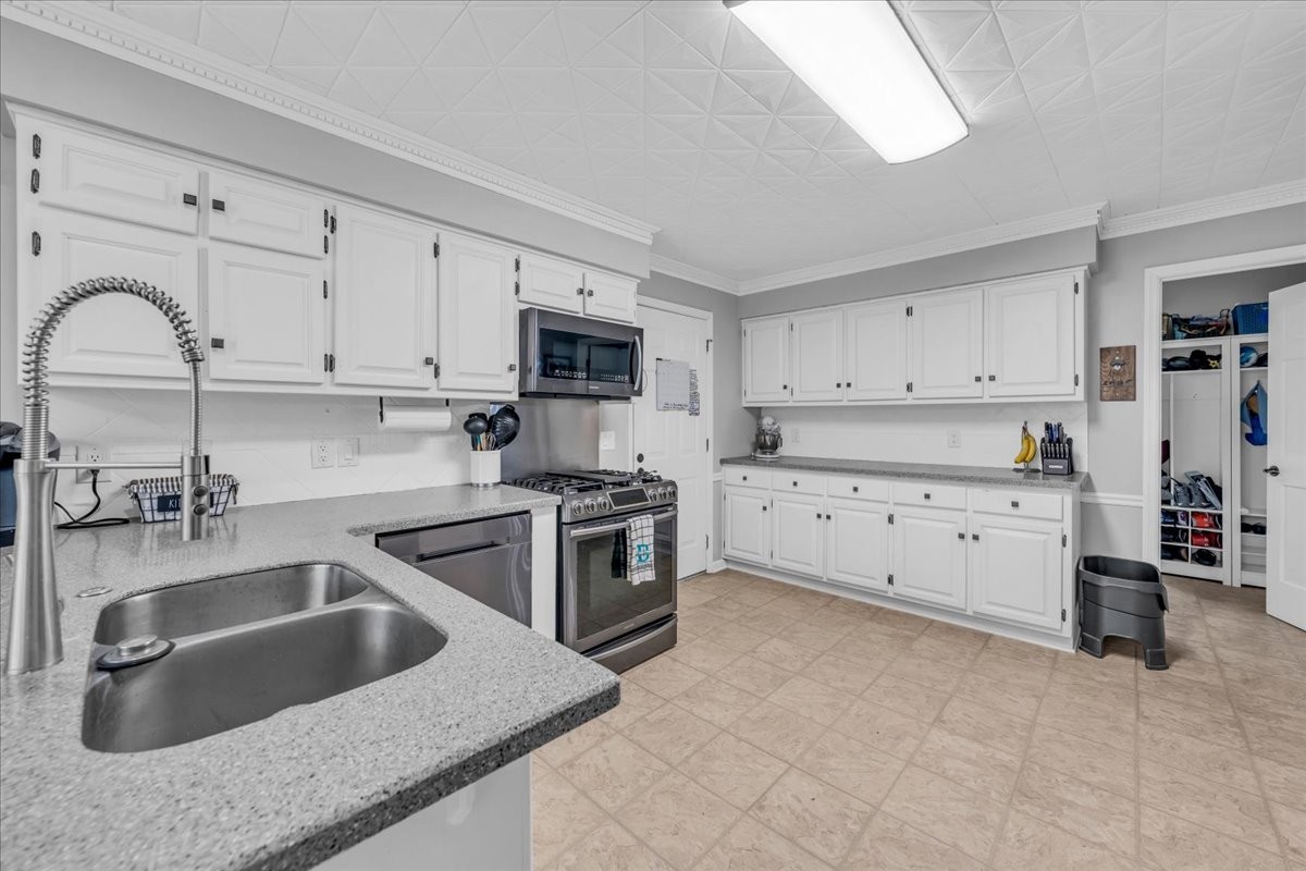 105 Safley Ct