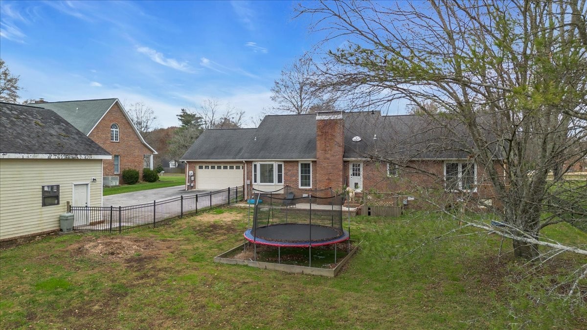 105 Safley Ct