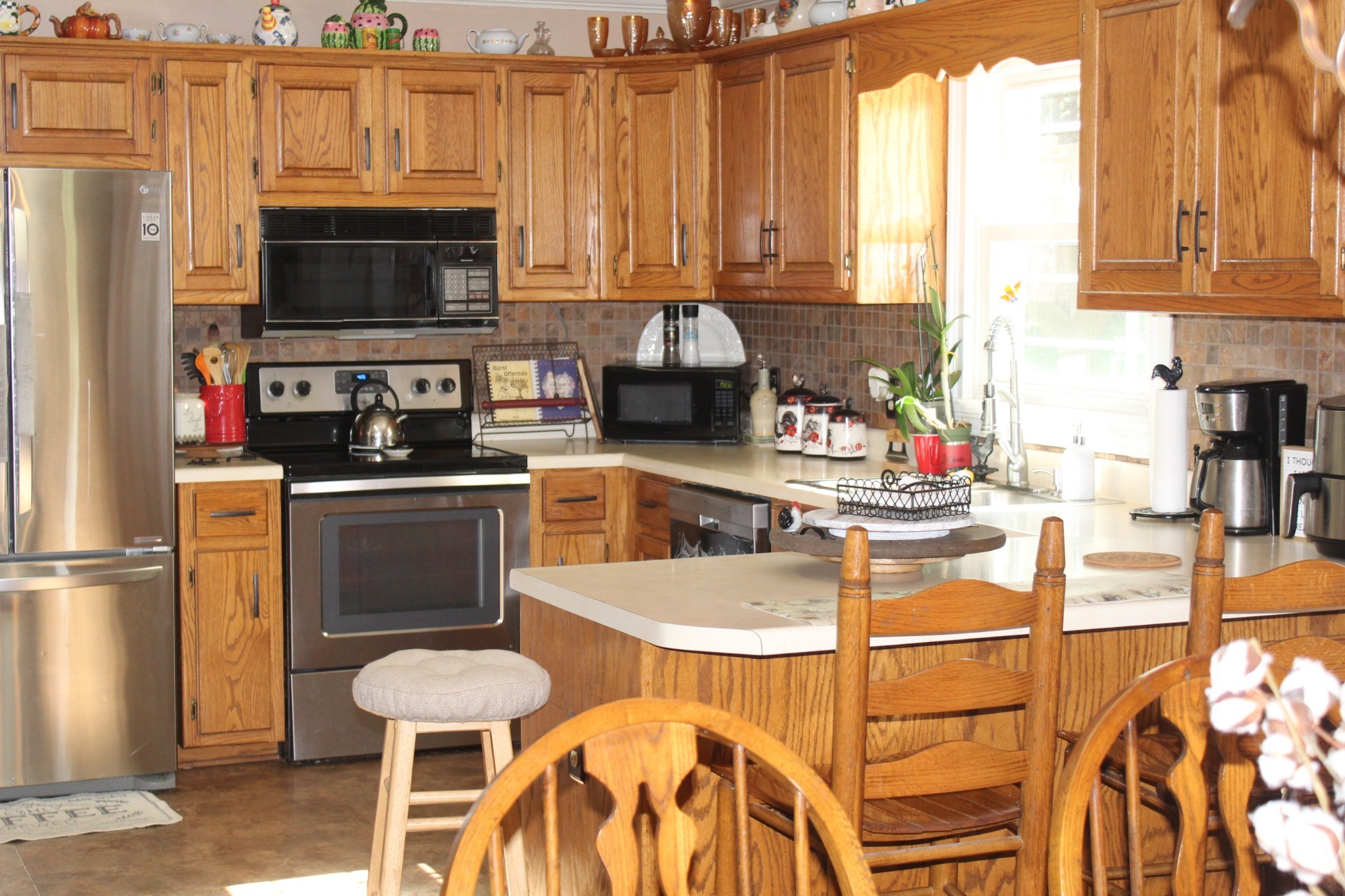 170 Hillwood Dr