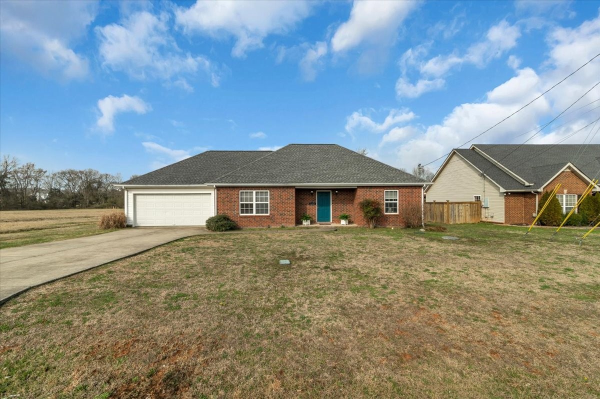 331 Autumn Glen Dr
