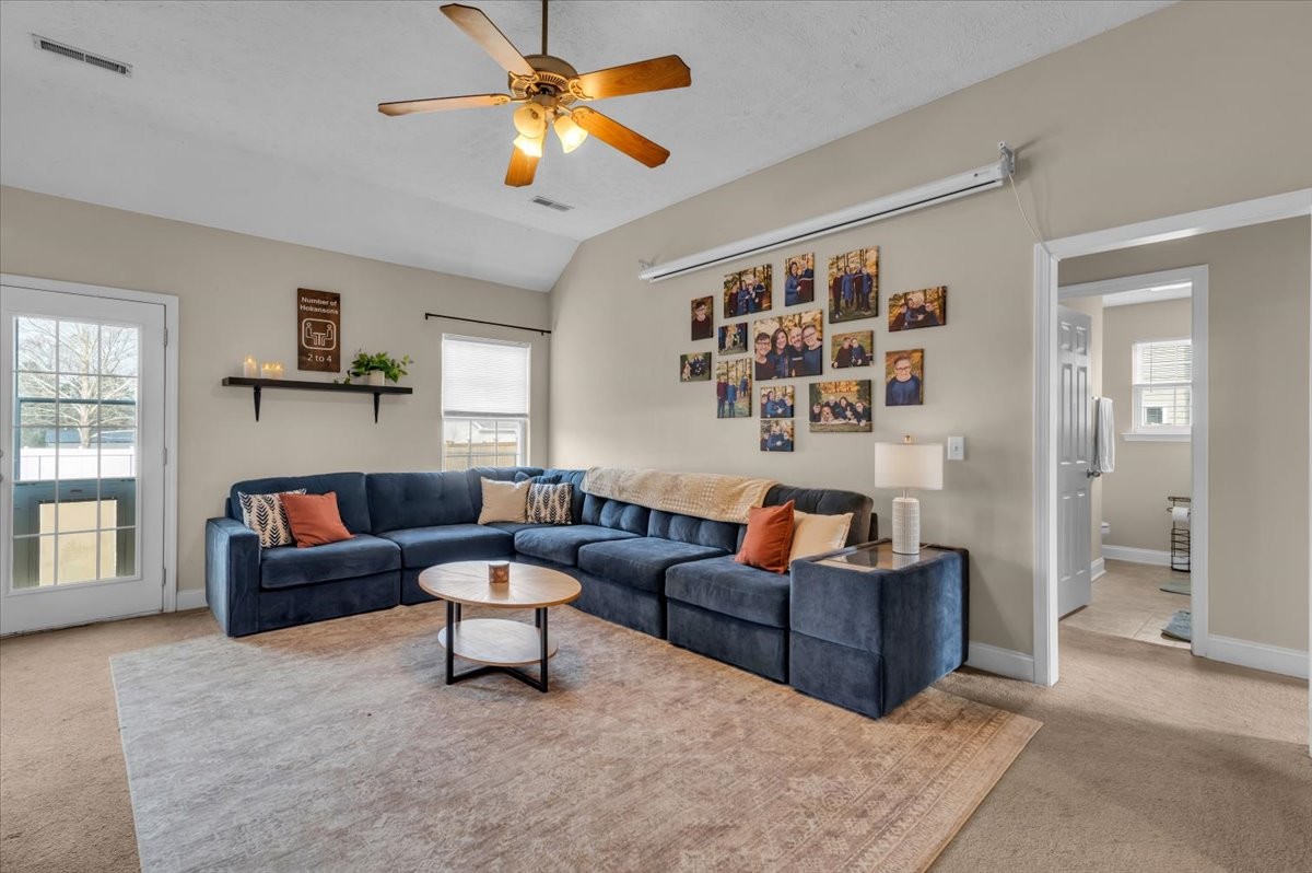 331 Autumn Glen Dr