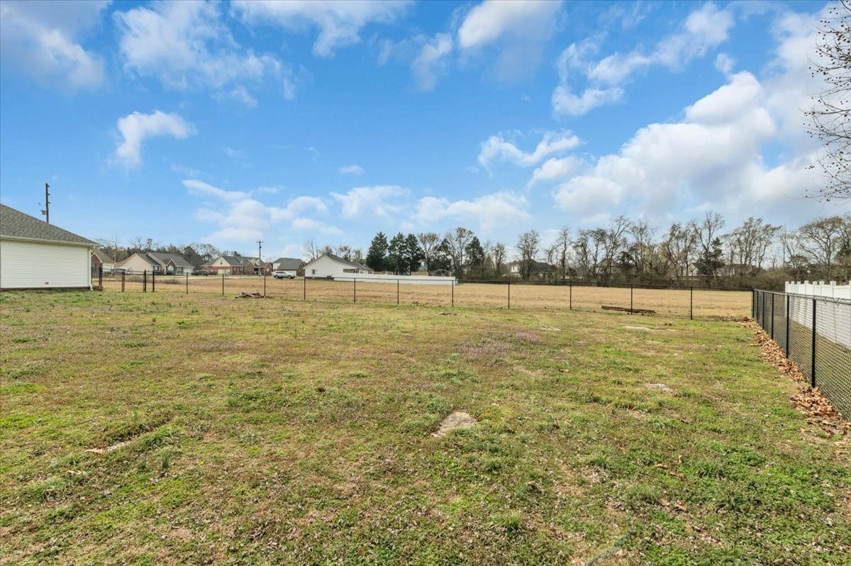 331 Autumn Glen Dr