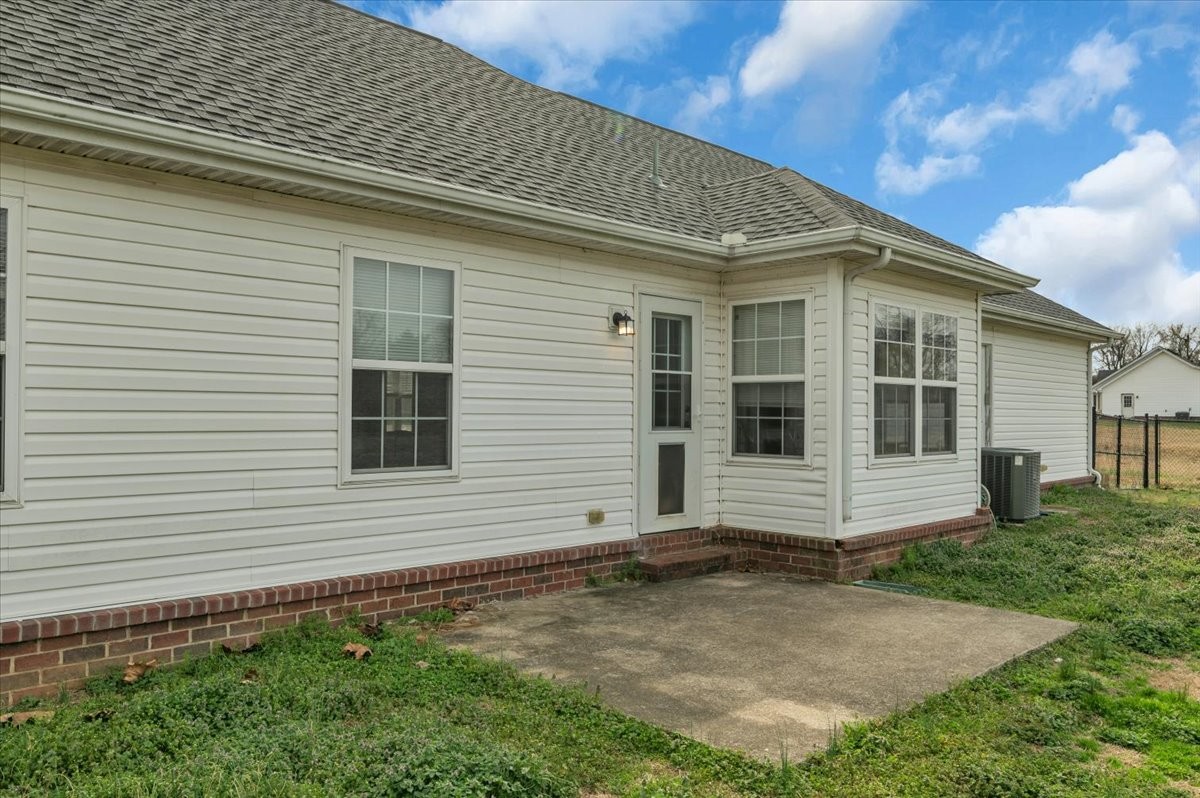 331 Autumn Glen Dr