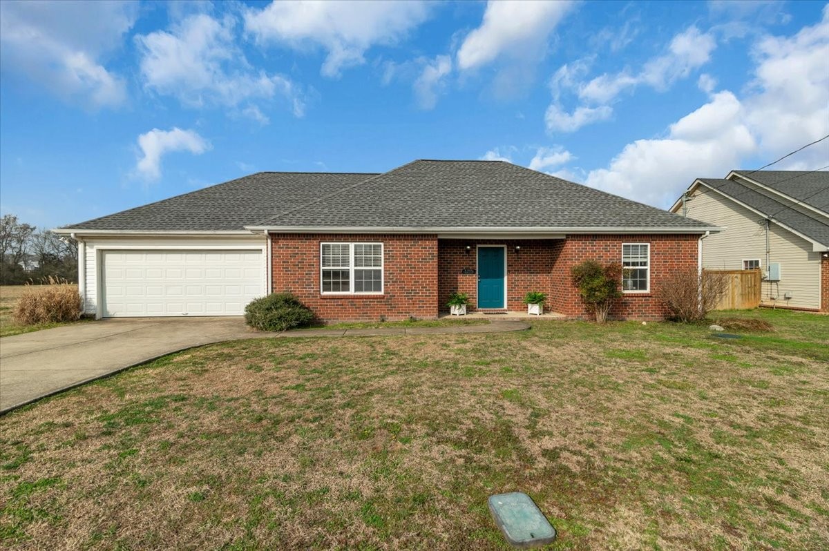 331 Autumn Glen Dr