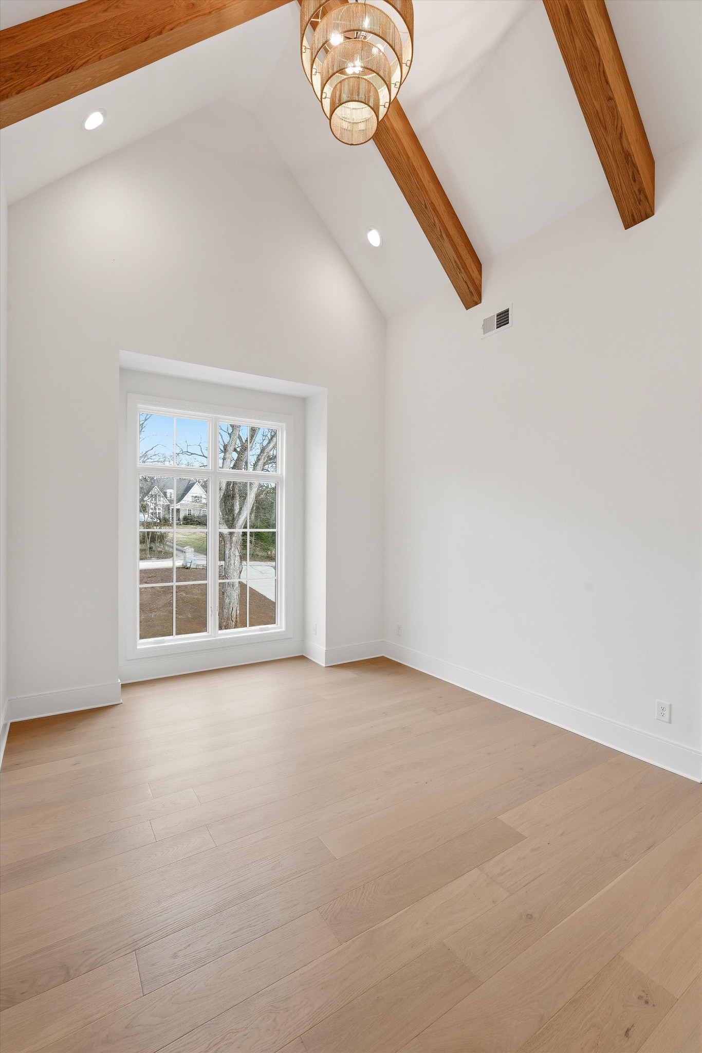 735 Richfield Dr