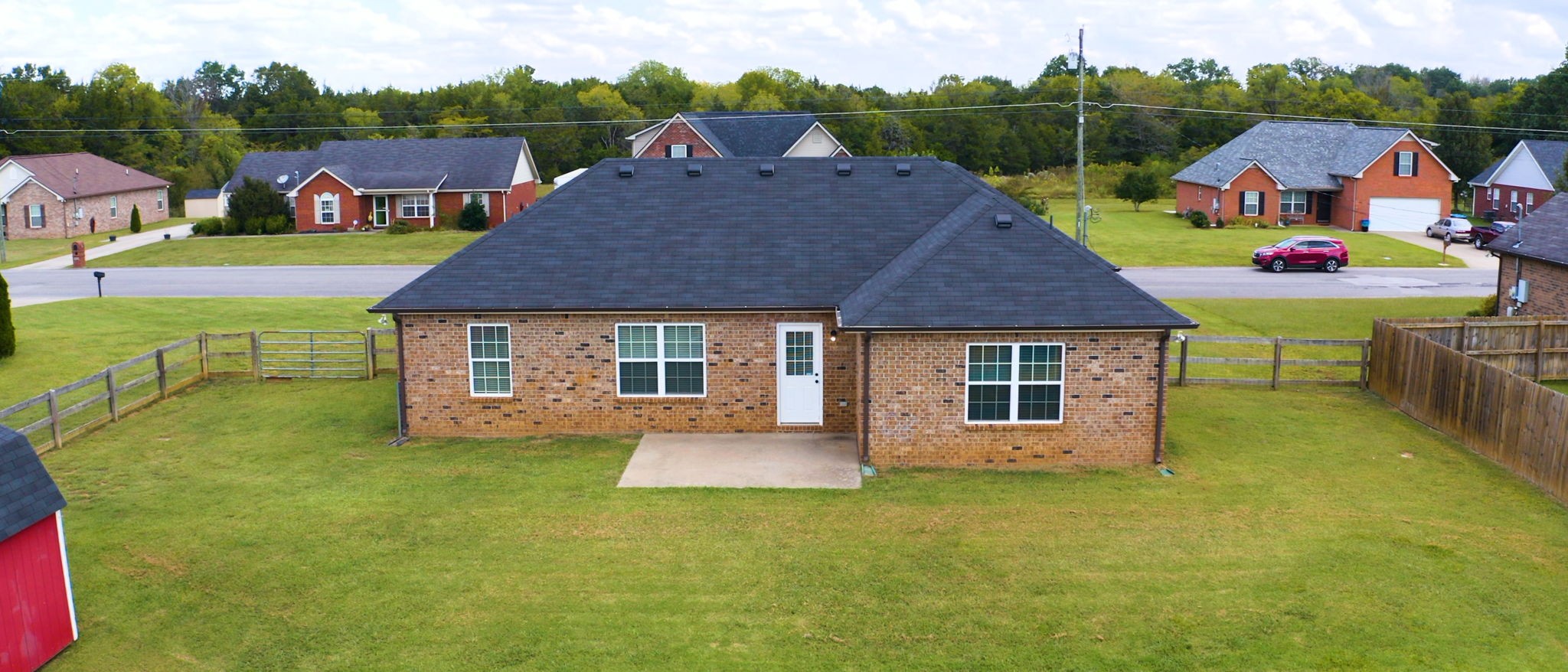 2716 Ridgewood Dr