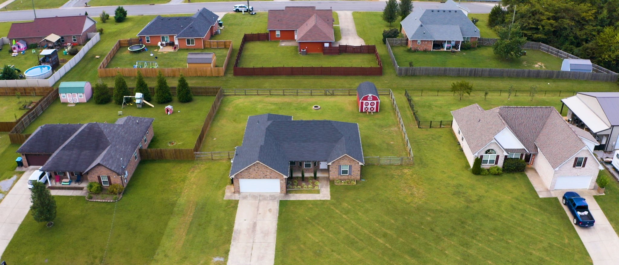 2716 Ridgewood Dr