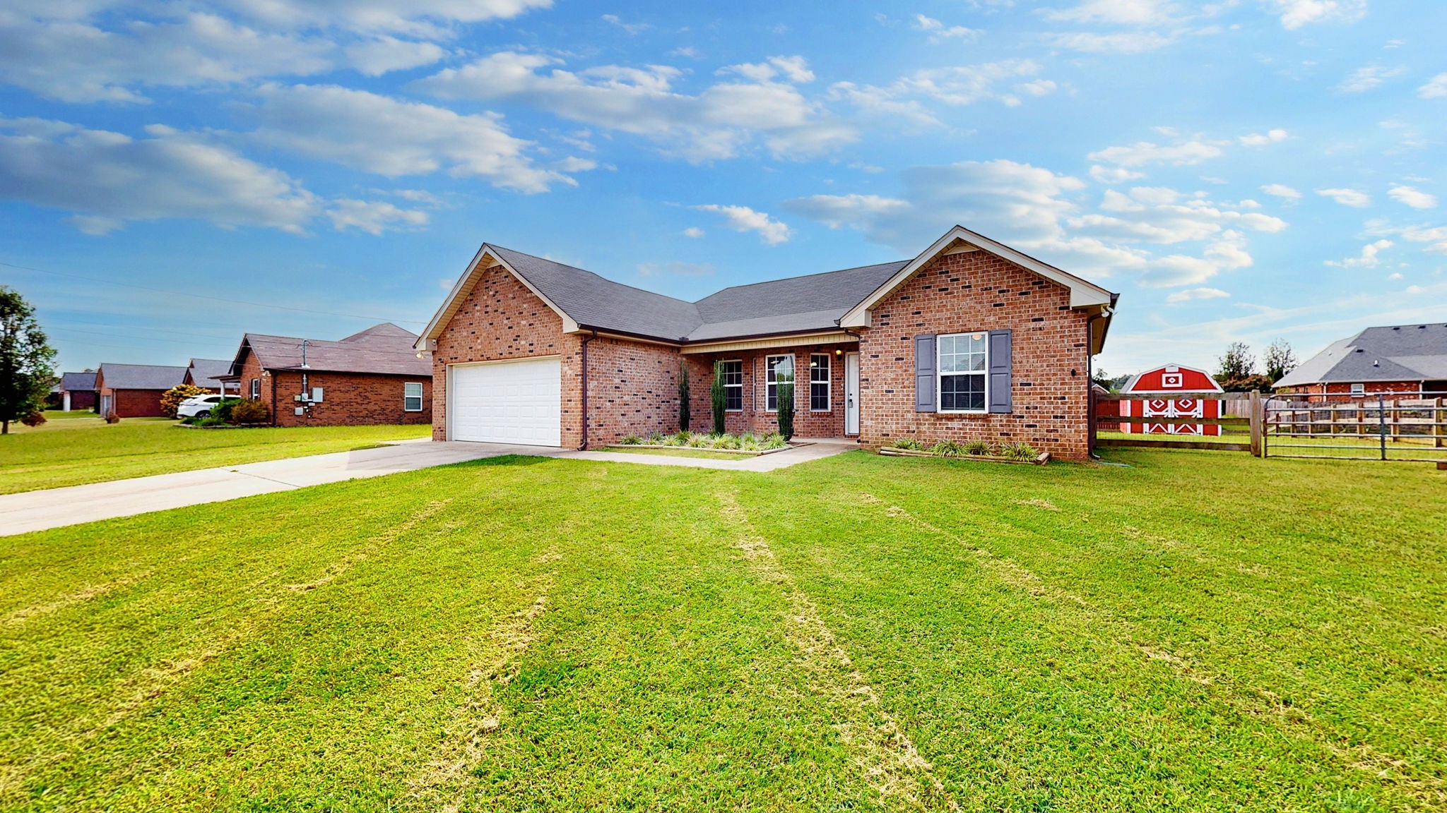 2716 Ridgewood Dr
