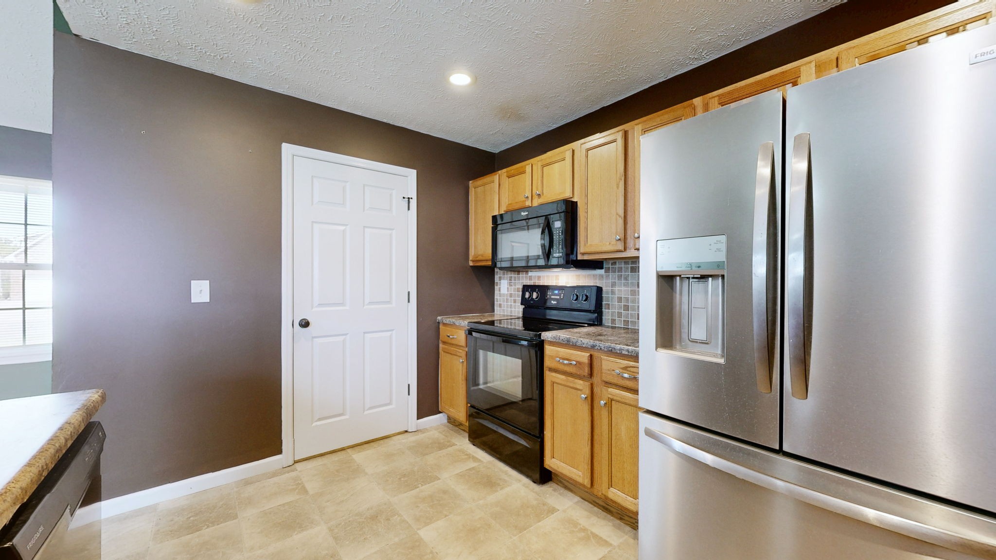 2716 Ridgewood Dr