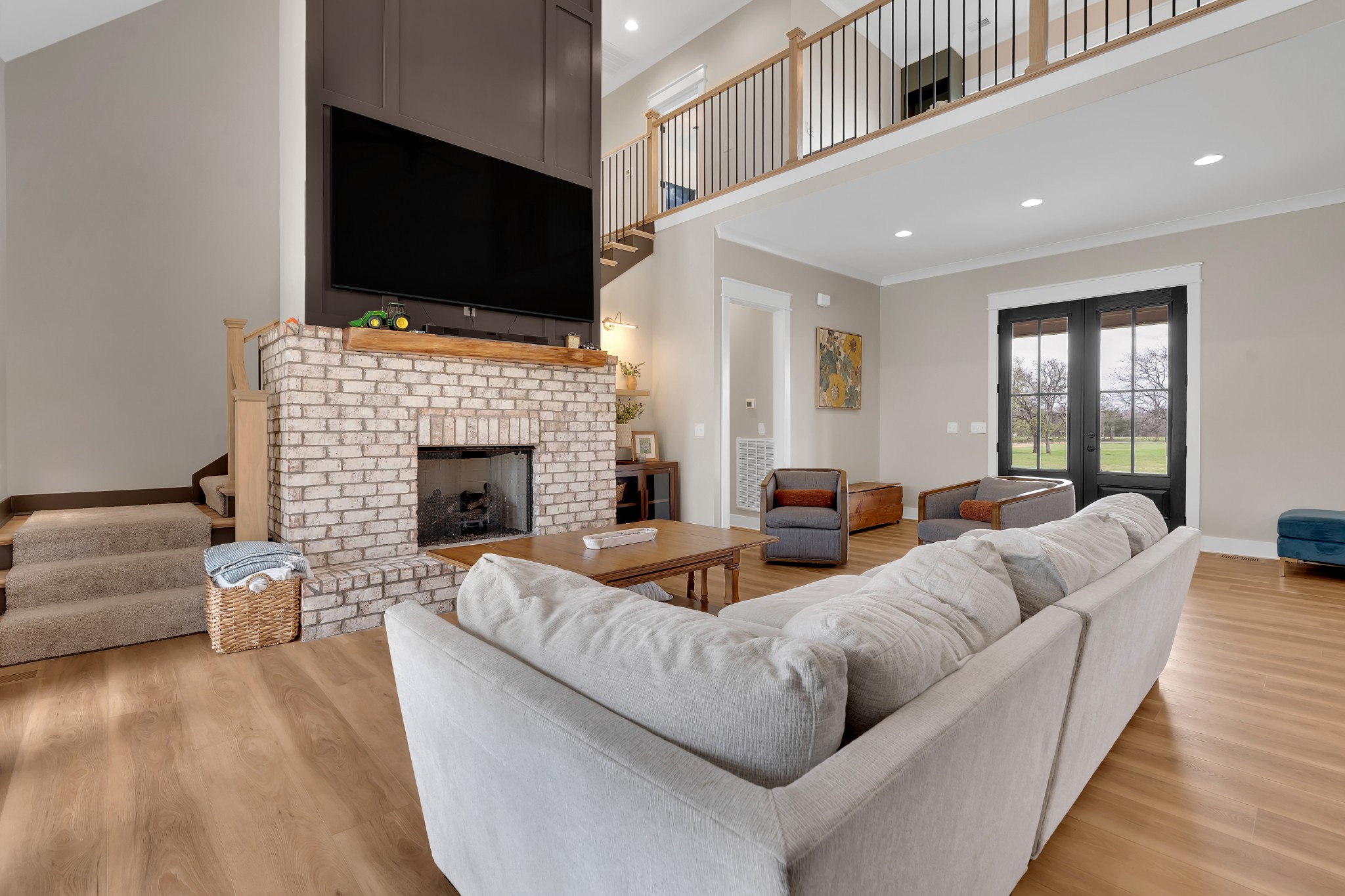 8346 Midland Rd