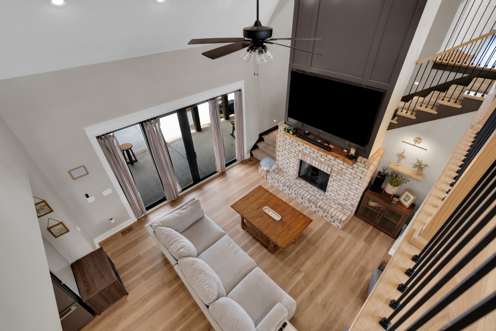 8346 Midland Rd